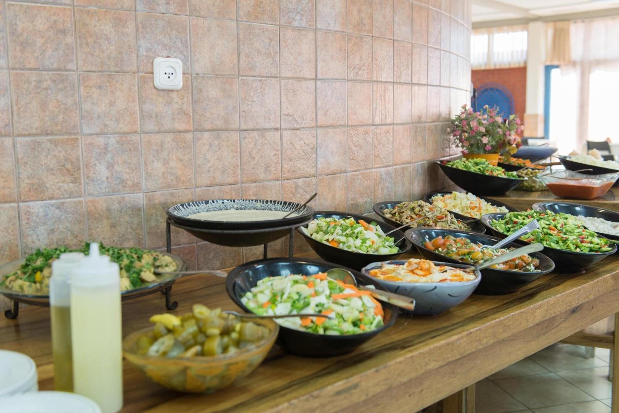 Restaurant HI - Shlomi Hostel