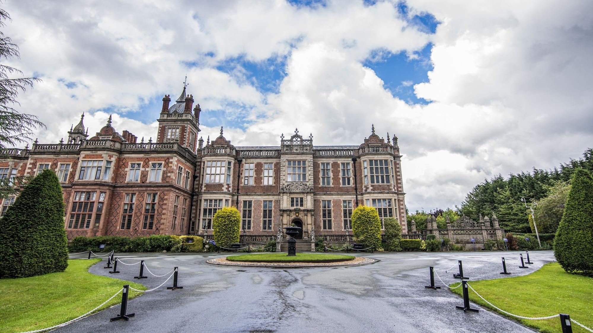 Vista Exterior Crewe Hall Hotel & Spa