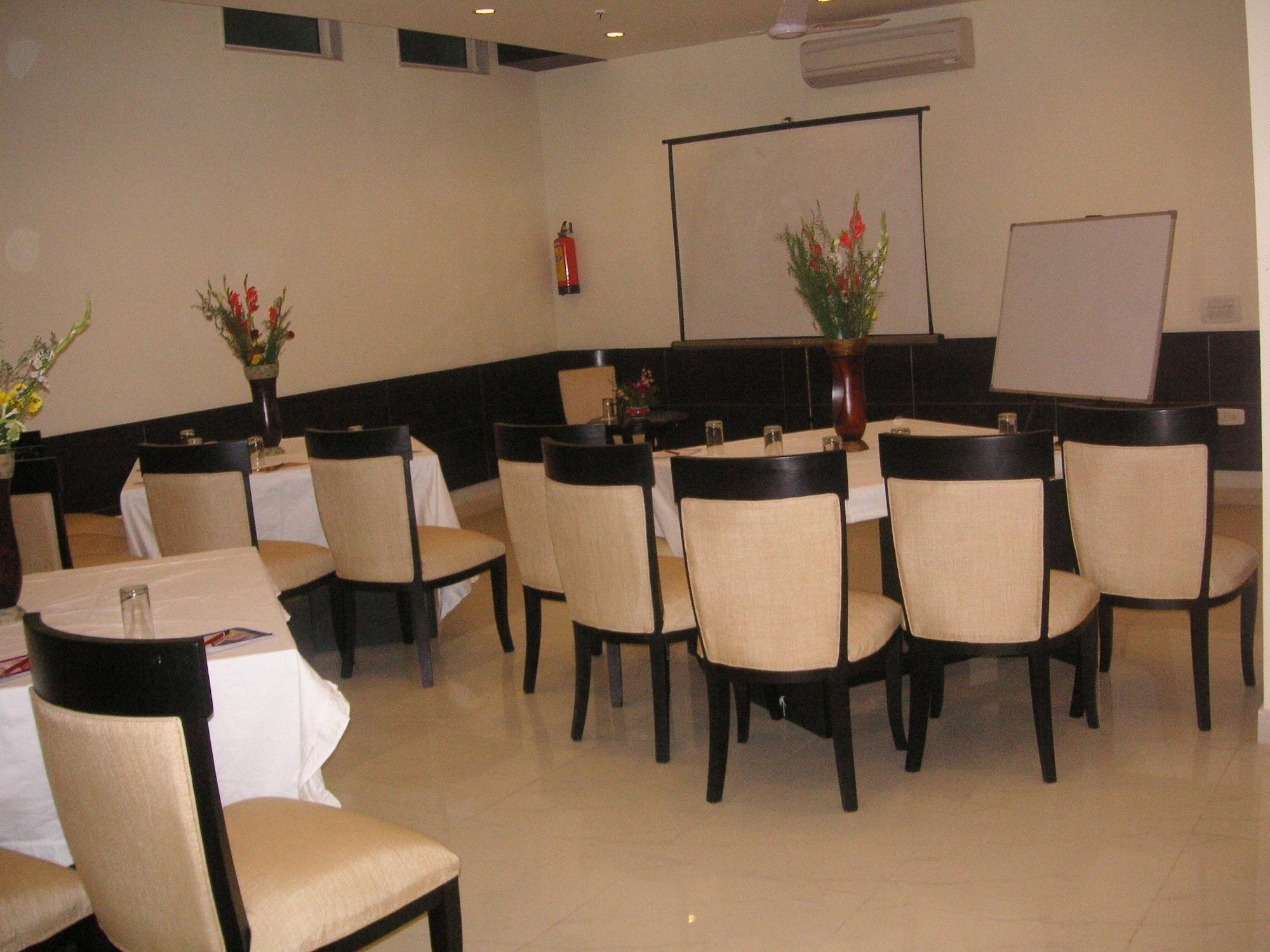 Sala de Reuniones Hotel Meridian Plaza