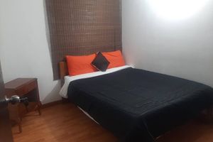 Alojamiento - Room in Guest Room - Close to the Family Embassy