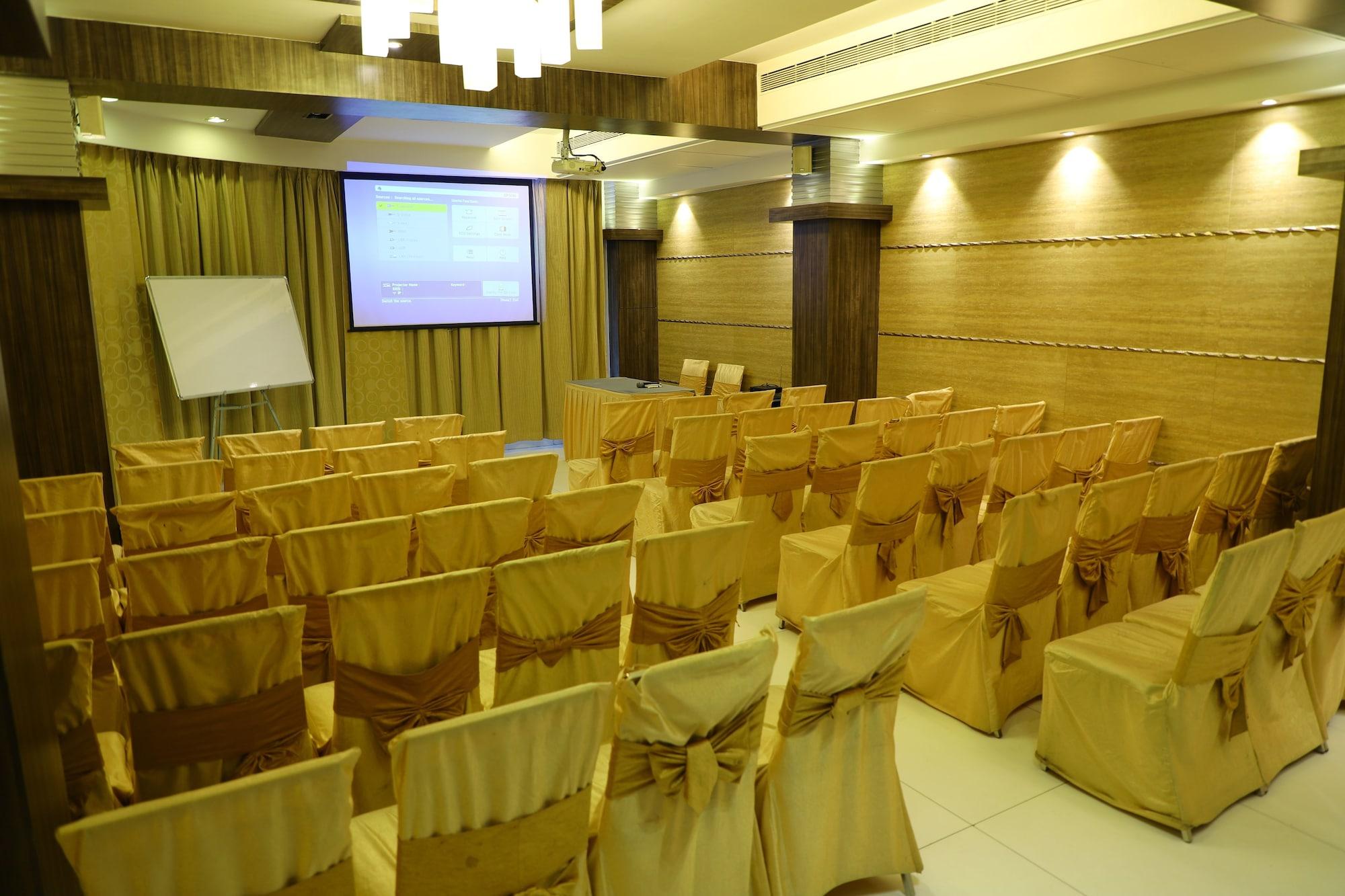 Sala de Reuniones Hotel Alka Residency