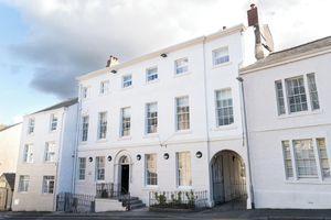 Alojamiento - Lonsdale House Boutique Apartments