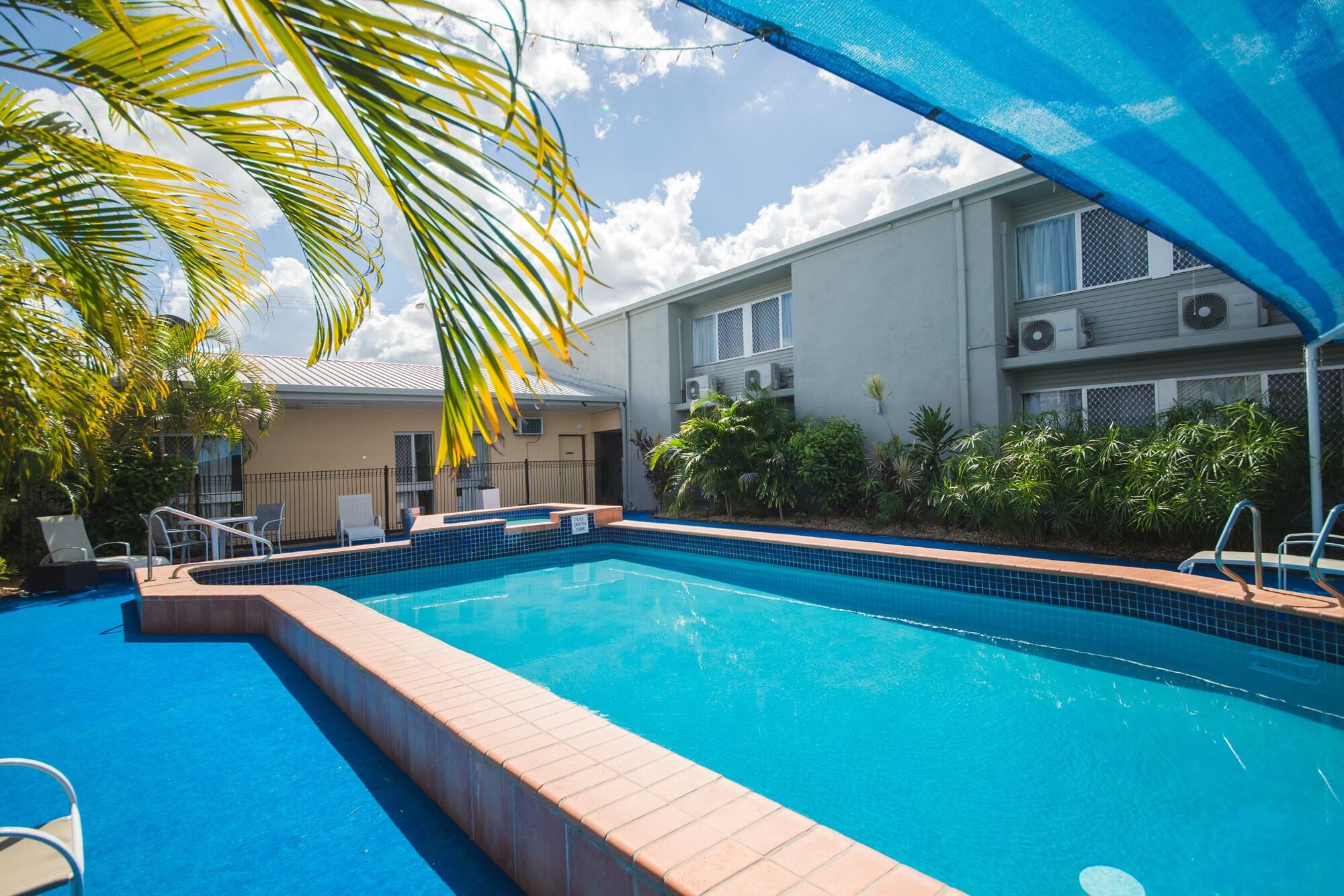 Varios Hampton Villa Motel