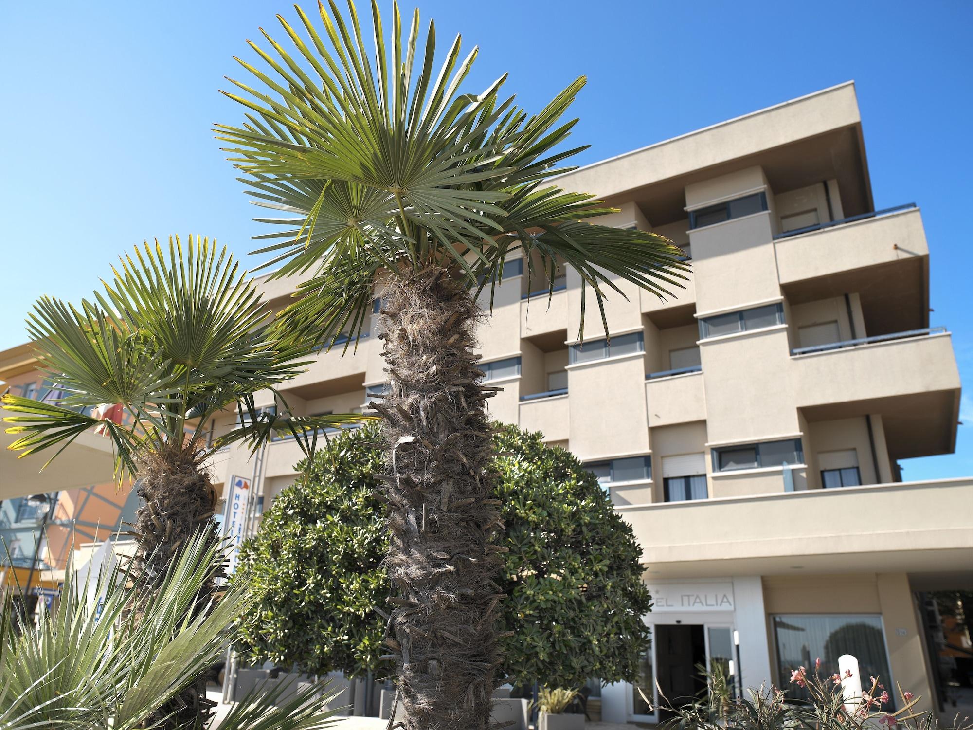 Vista Exterior Hotel Italia