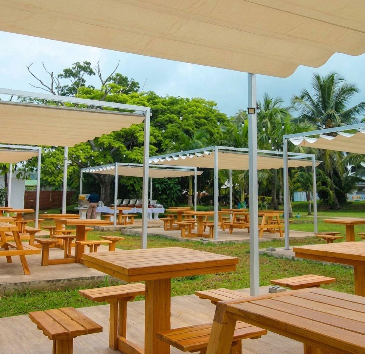 Bar/Salón Hotel Blue Cove by On Vacation