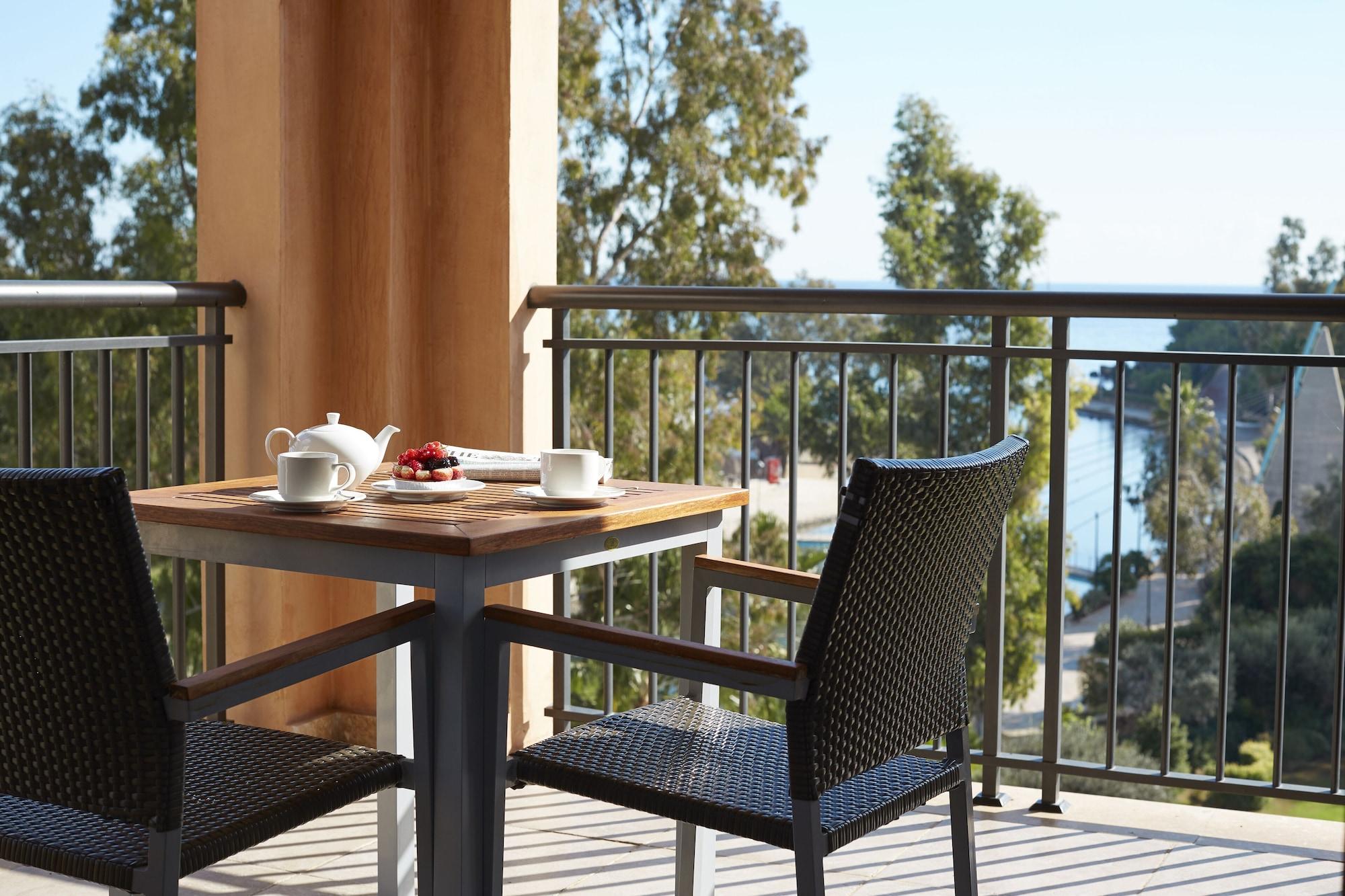 Playa Insotel Fenicia Prestige Suites & Spa