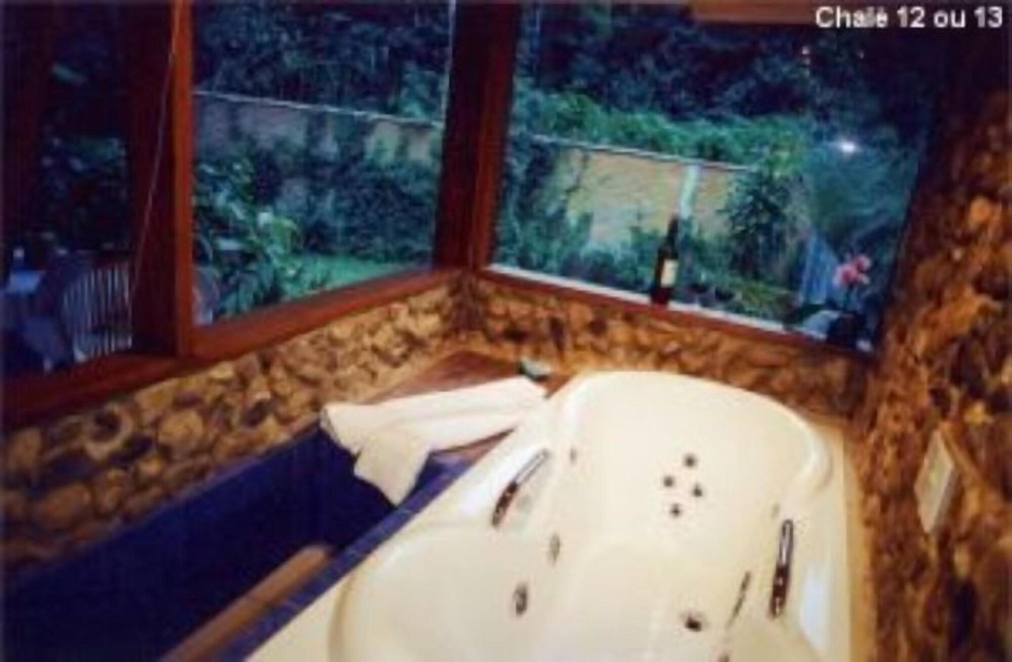 Equipamiento de Habitación Pousada no Caminho do Marimbondo