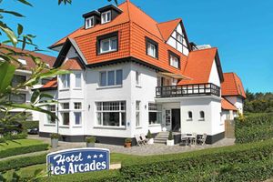 Alojamiento - Hotel Les Arcades
