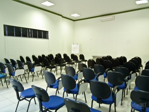 Sala de Reuniones Opuka Hotel