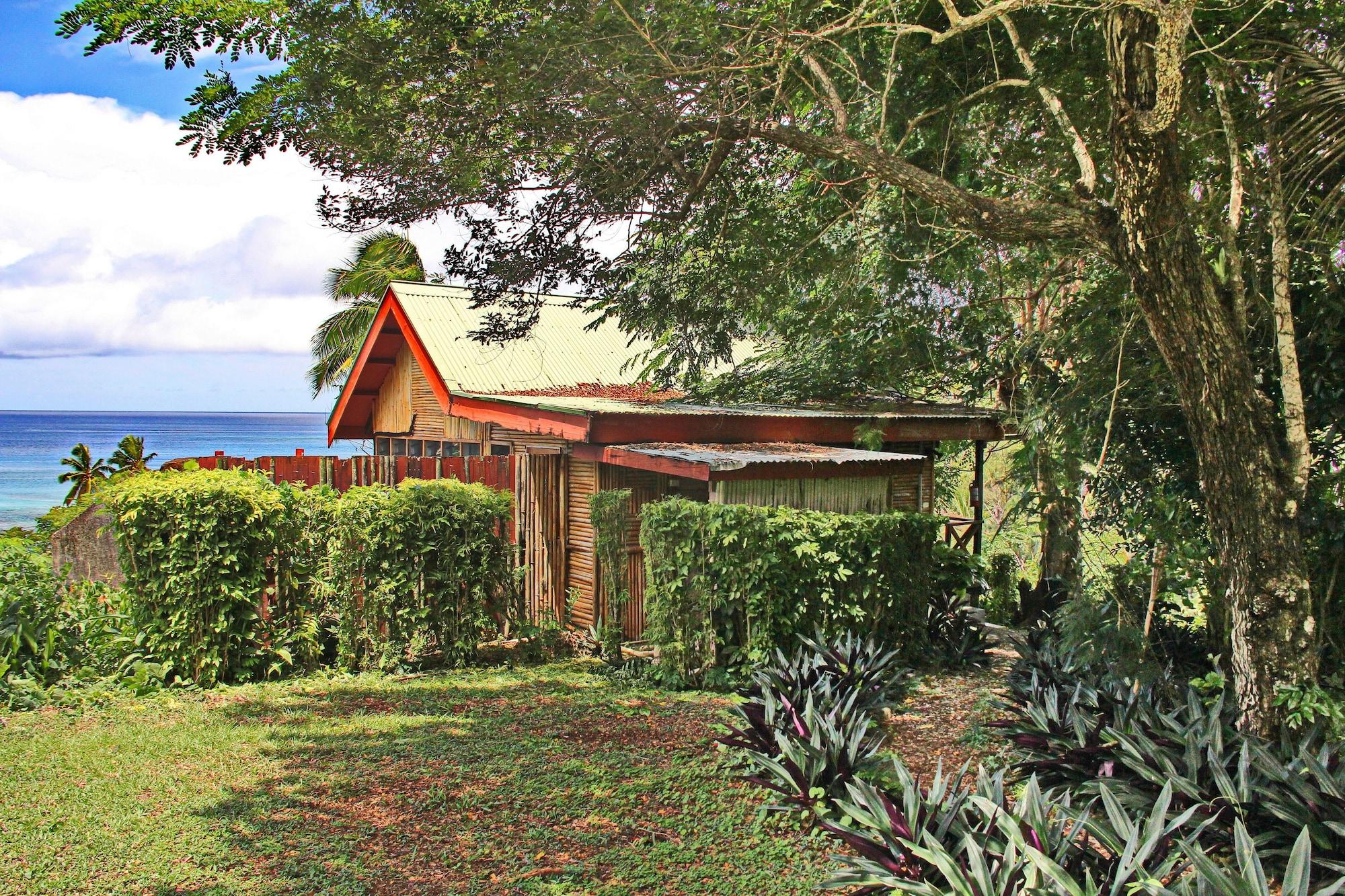 Playa Maravu Taveuni Lodge