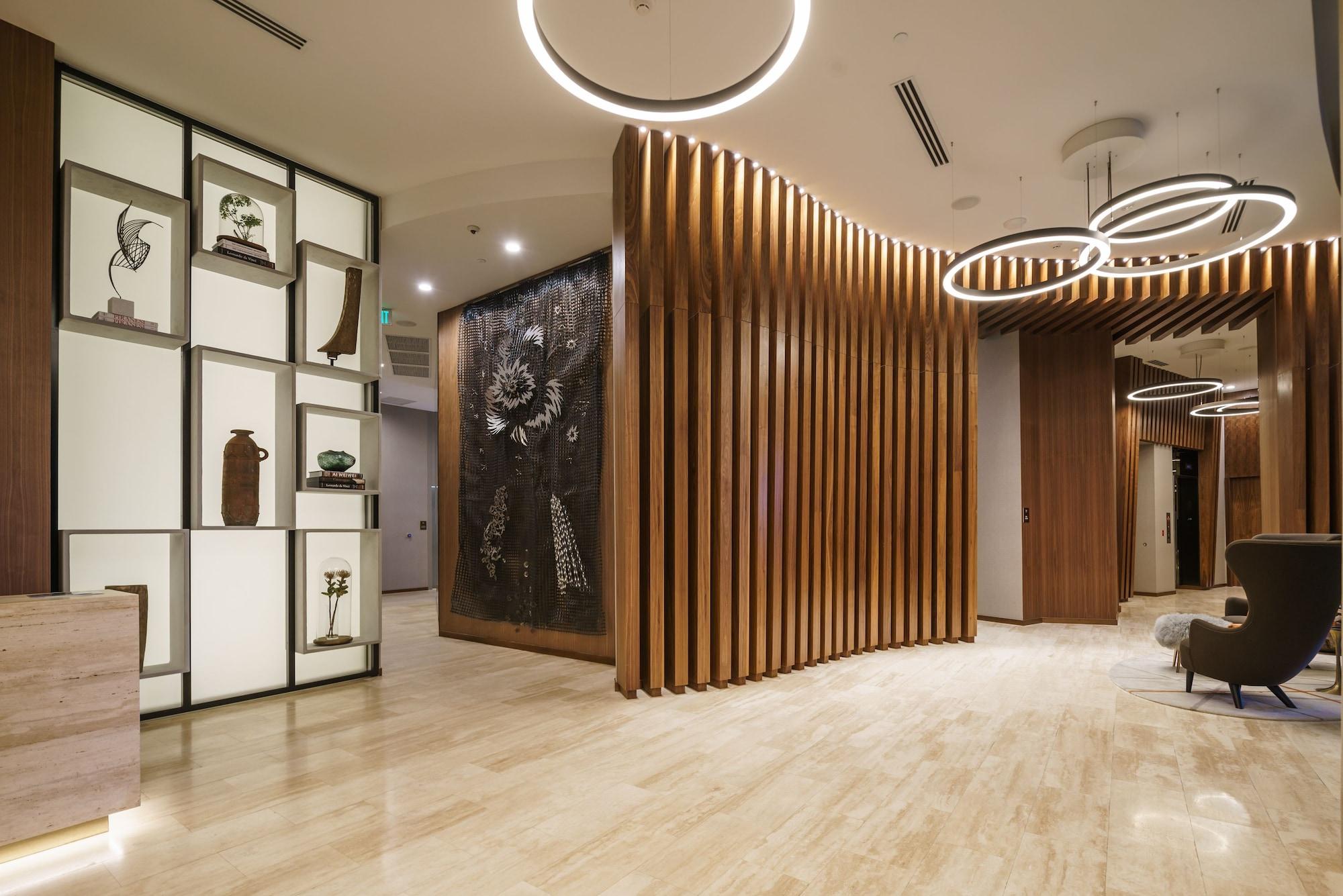 Vista Lobby Hyde Resort and Residences, OceanMiami Collection