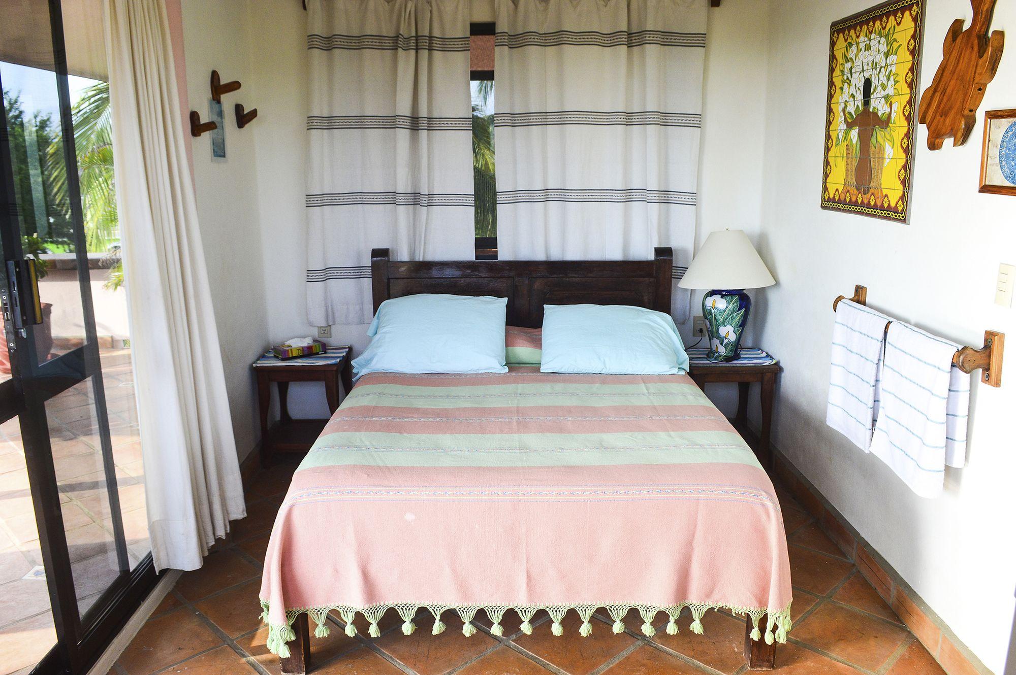 Guest room Casamar Suites