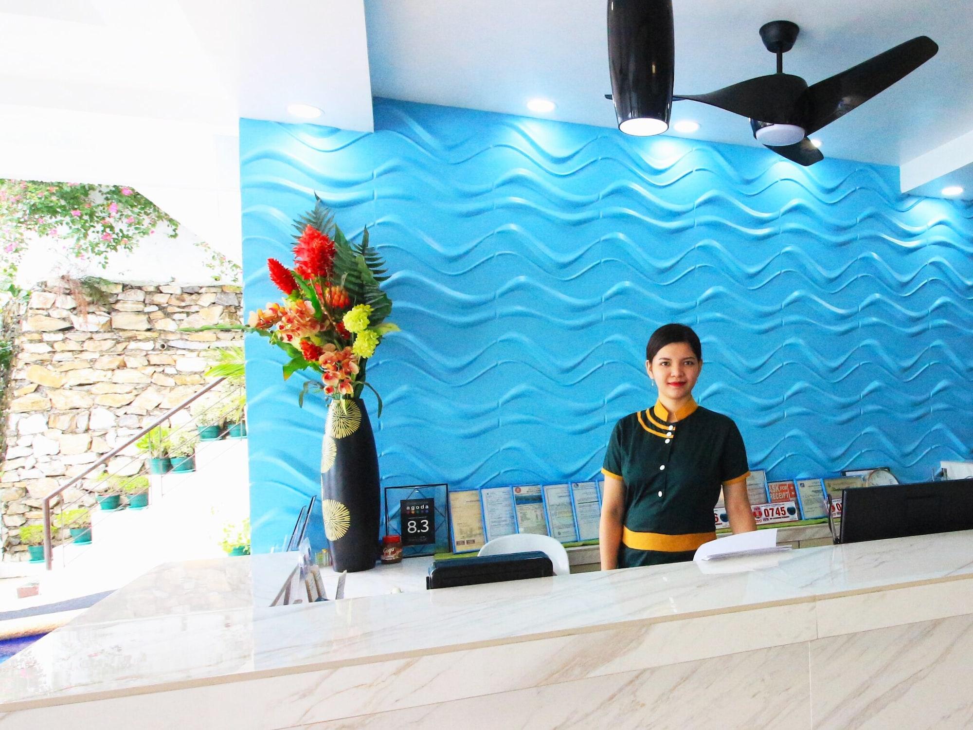 Vista Lobby Manarra Seaview Resort