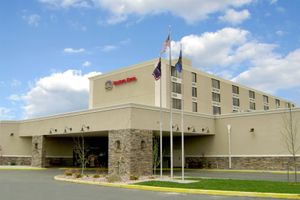 Alojamiento - Ramkota Hotel