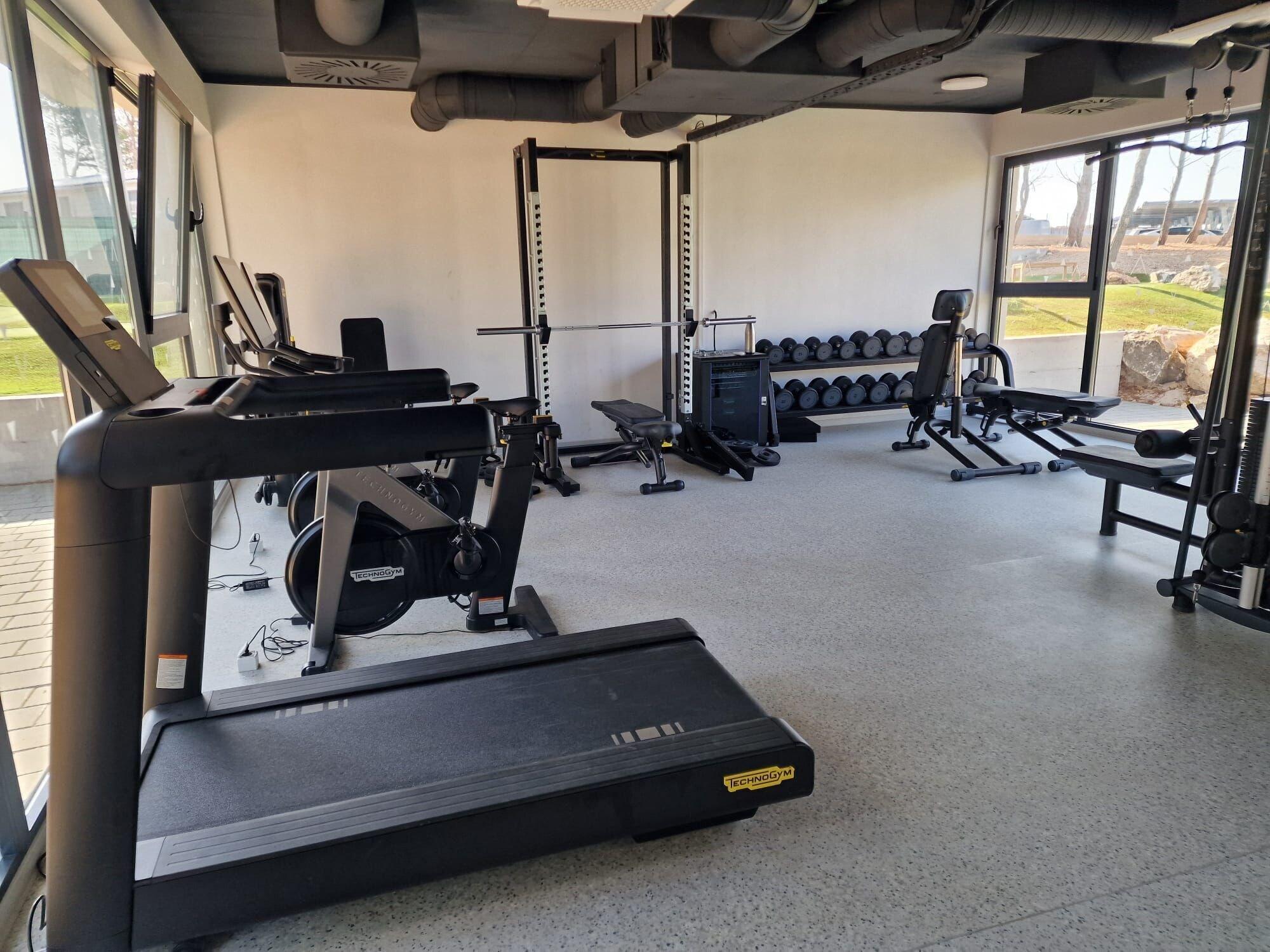 Gimnasio Aminess Style Glamping Villas & Holiday Homes Avalona