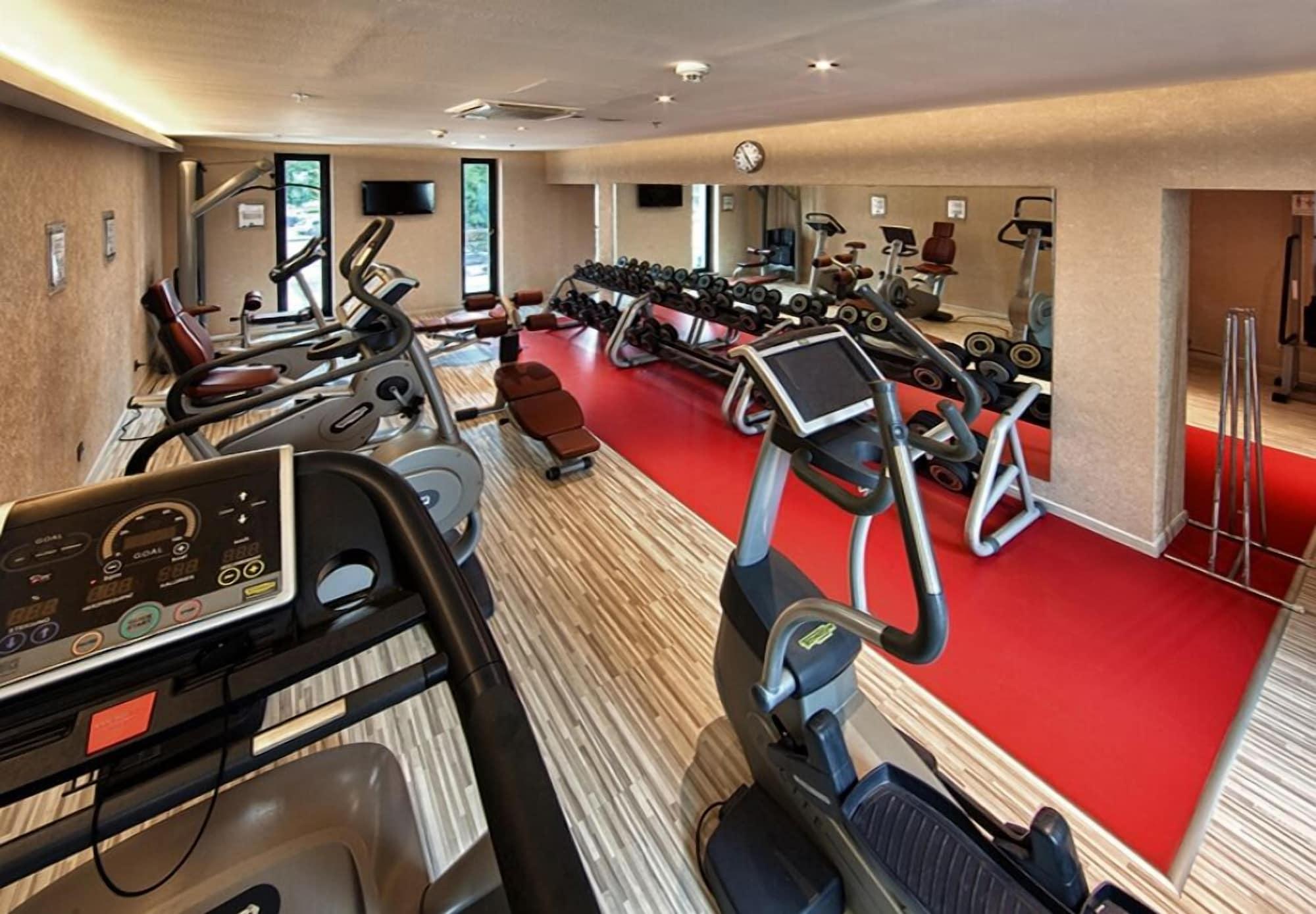 Gimnasio Holiday Inn Trnava by IHG