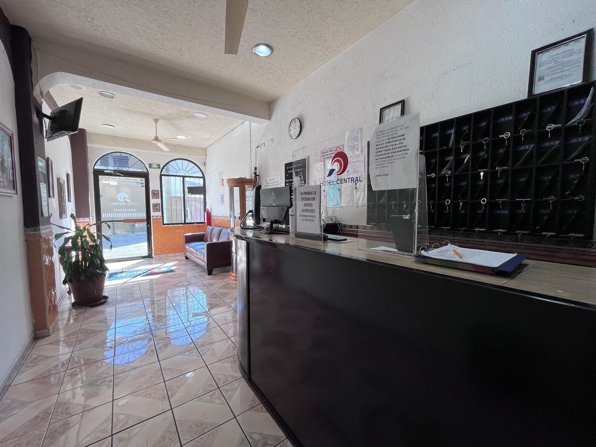 Vista Lobby Hotel Central Puebla