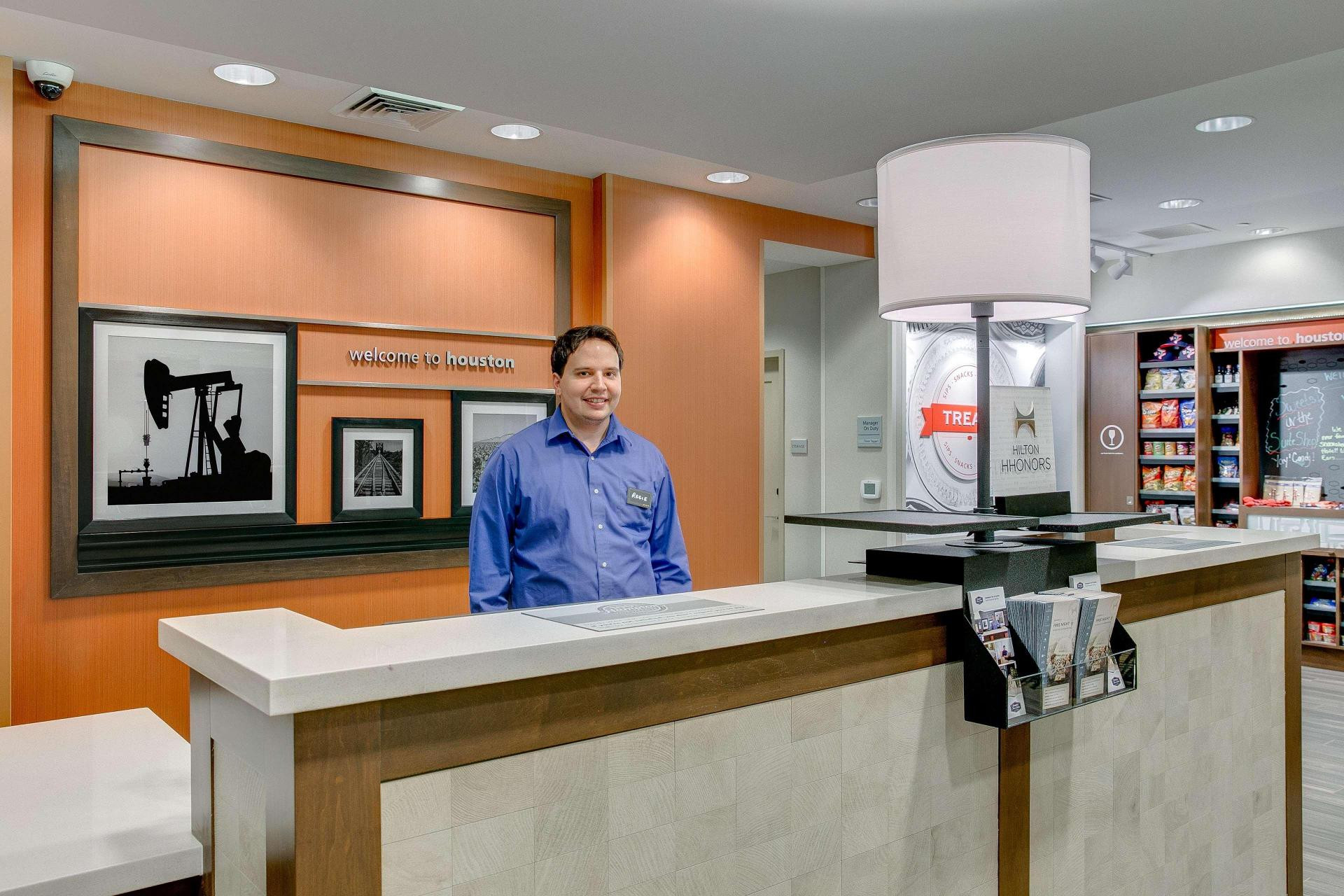 Vista Lobby Hampton Inn & Suites North Houston Spring