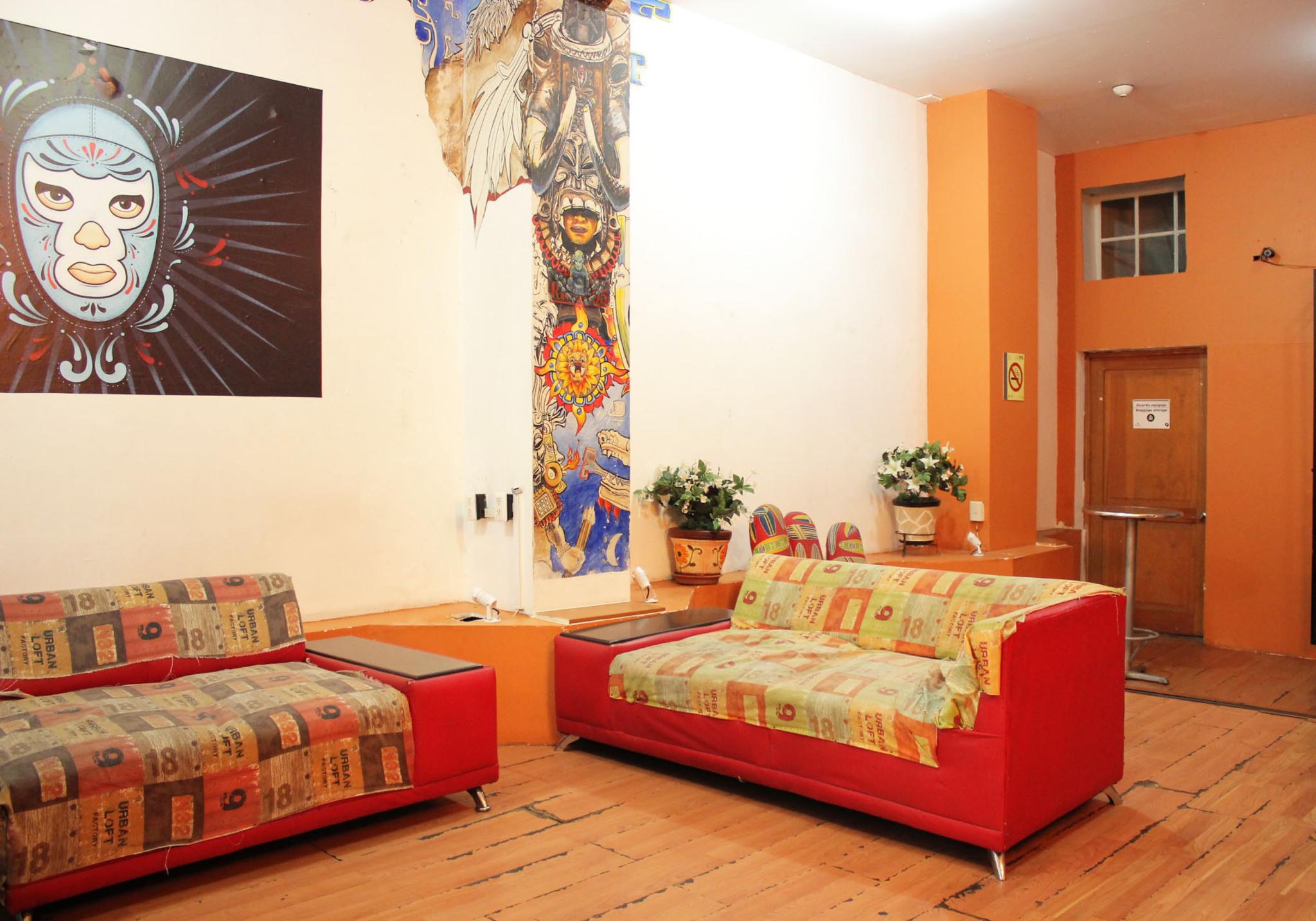 Vista Lobby Hostal Amigo - Hostel