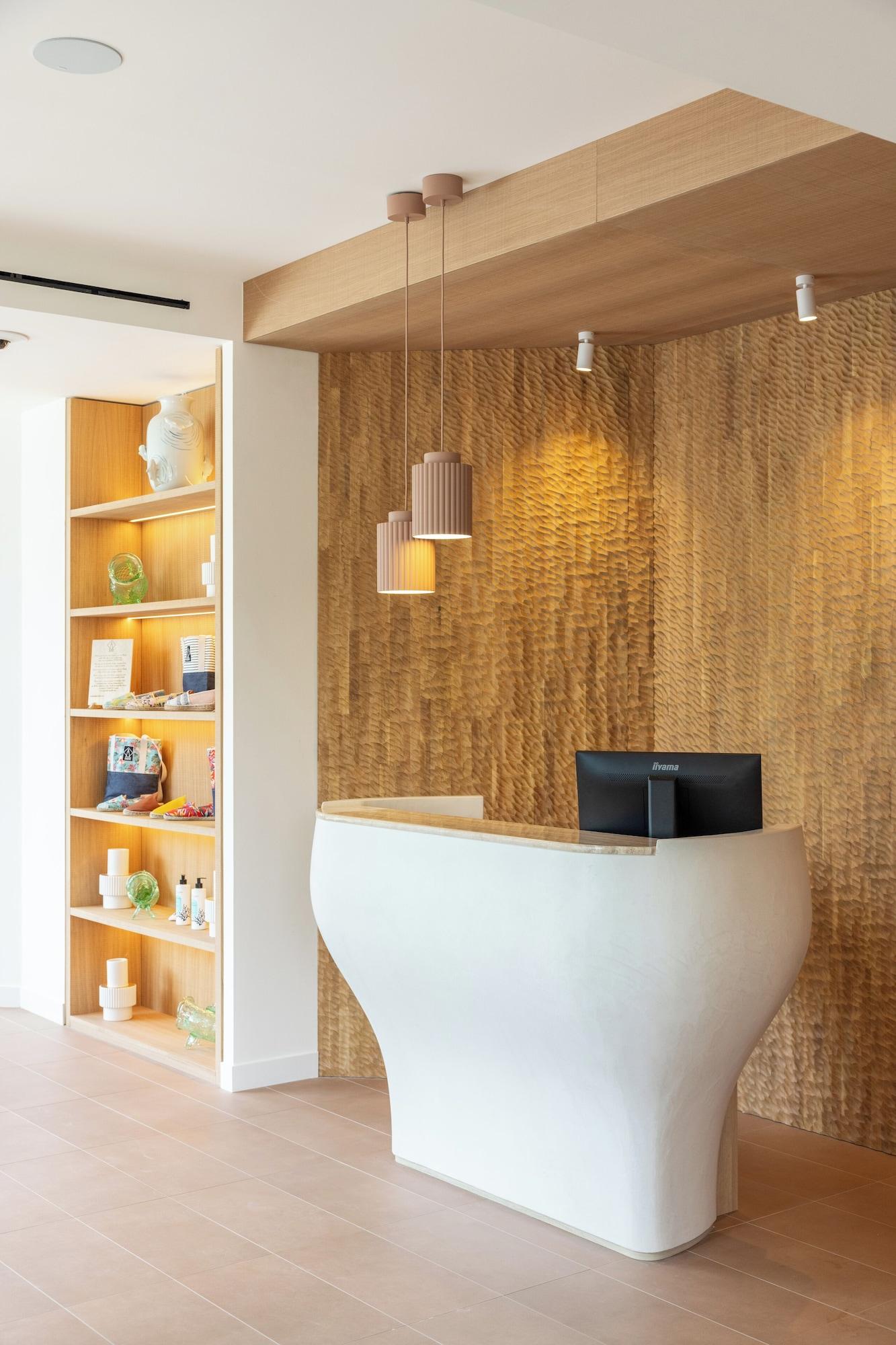 Vista Lobby Hotel Ibaia