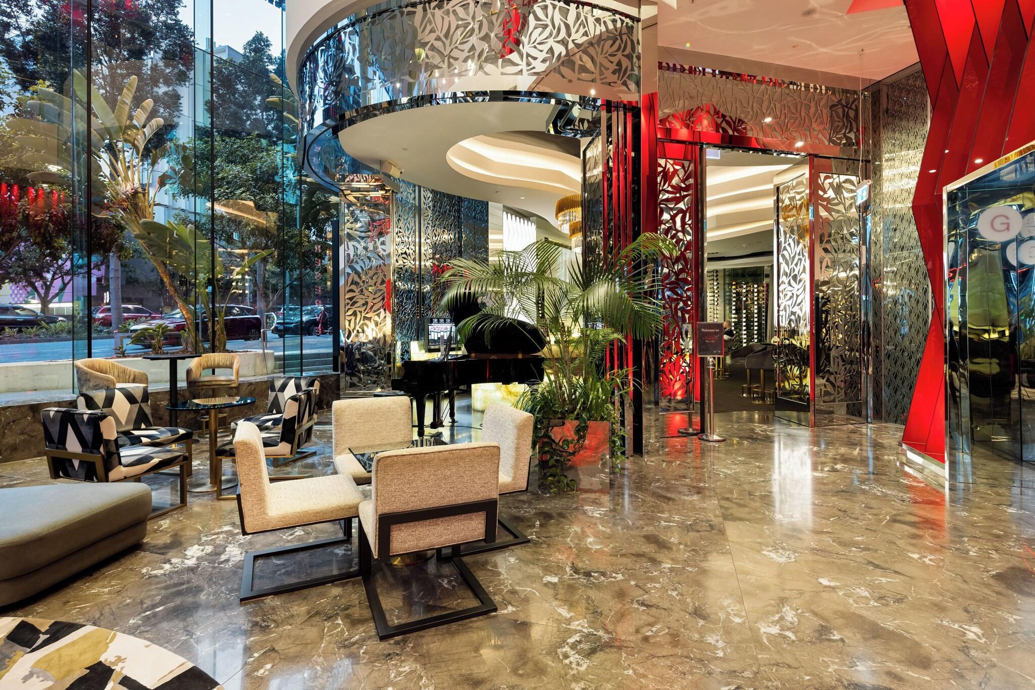 Vista Lobby Emporium Hotel South Bank