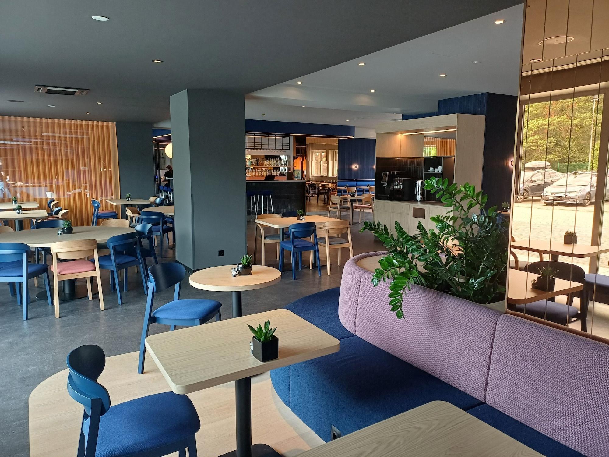 Restaurant DeSilva Inn Katowice Airport