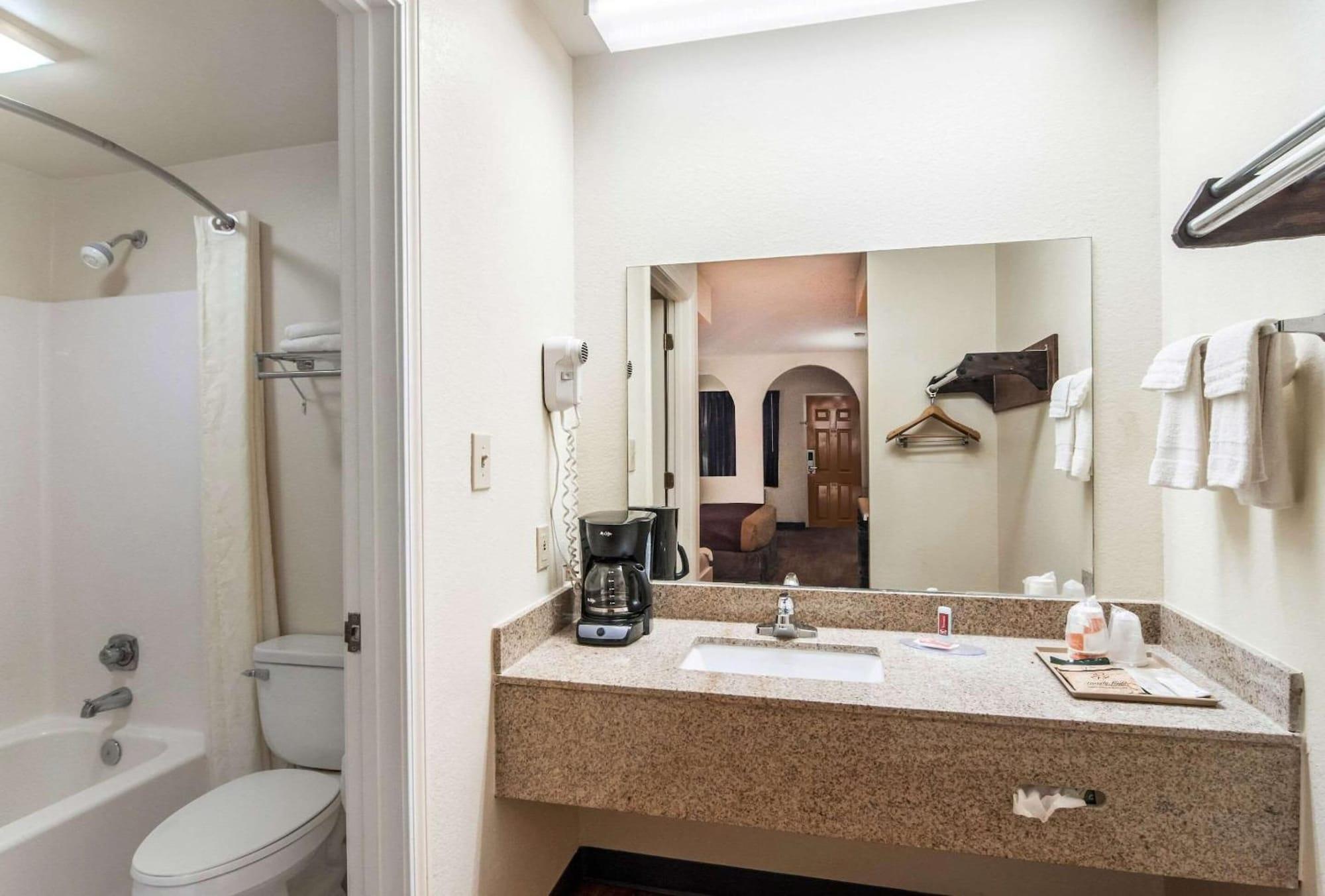 Equipamiento de Habitación Kings Inn