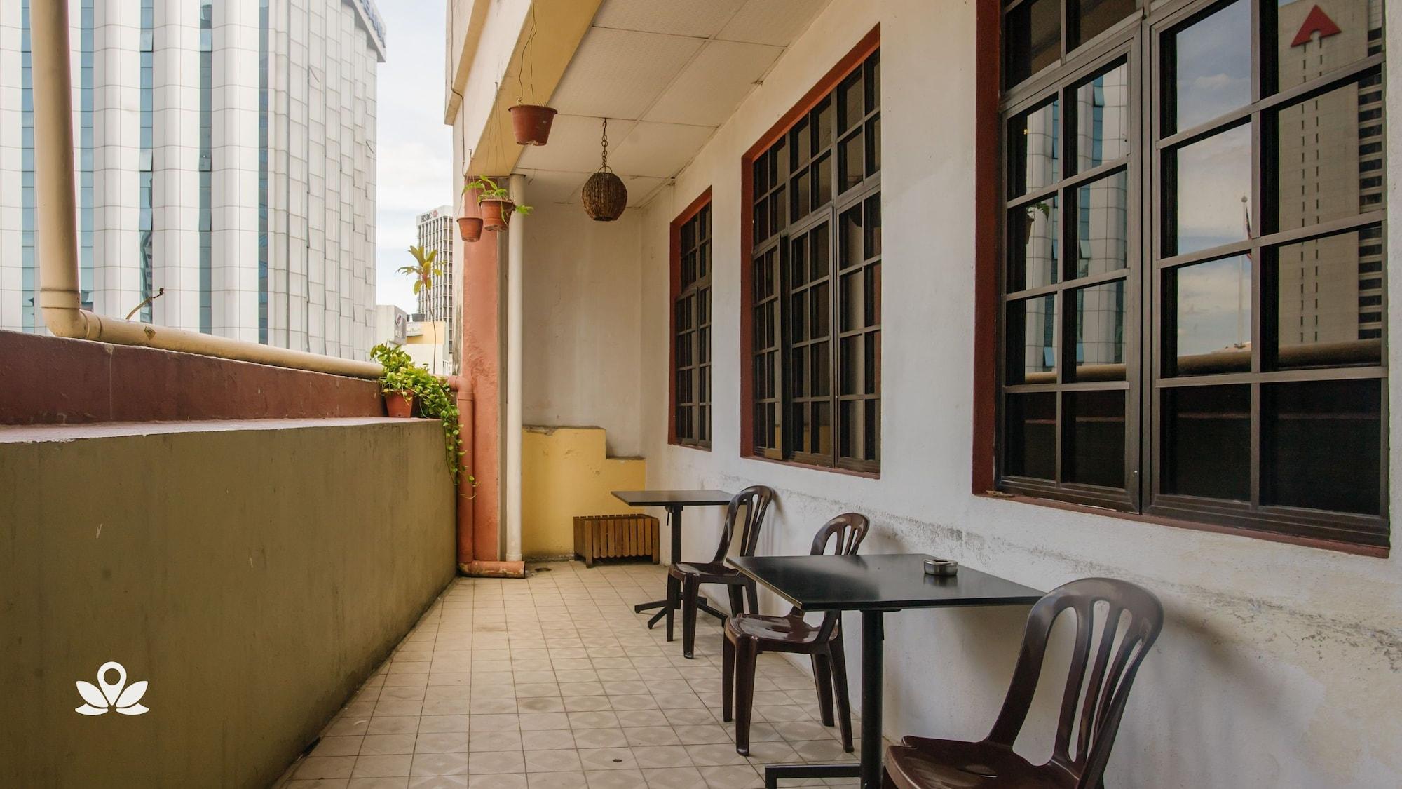 Guest room amenity The Explorers Guesthouse and Hostel