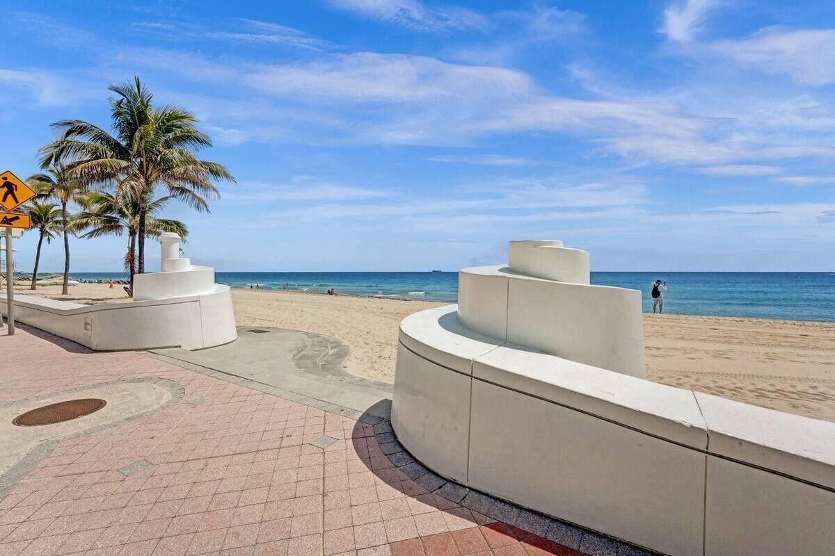 Playa Stay Hospitality - Fort Lauderdale