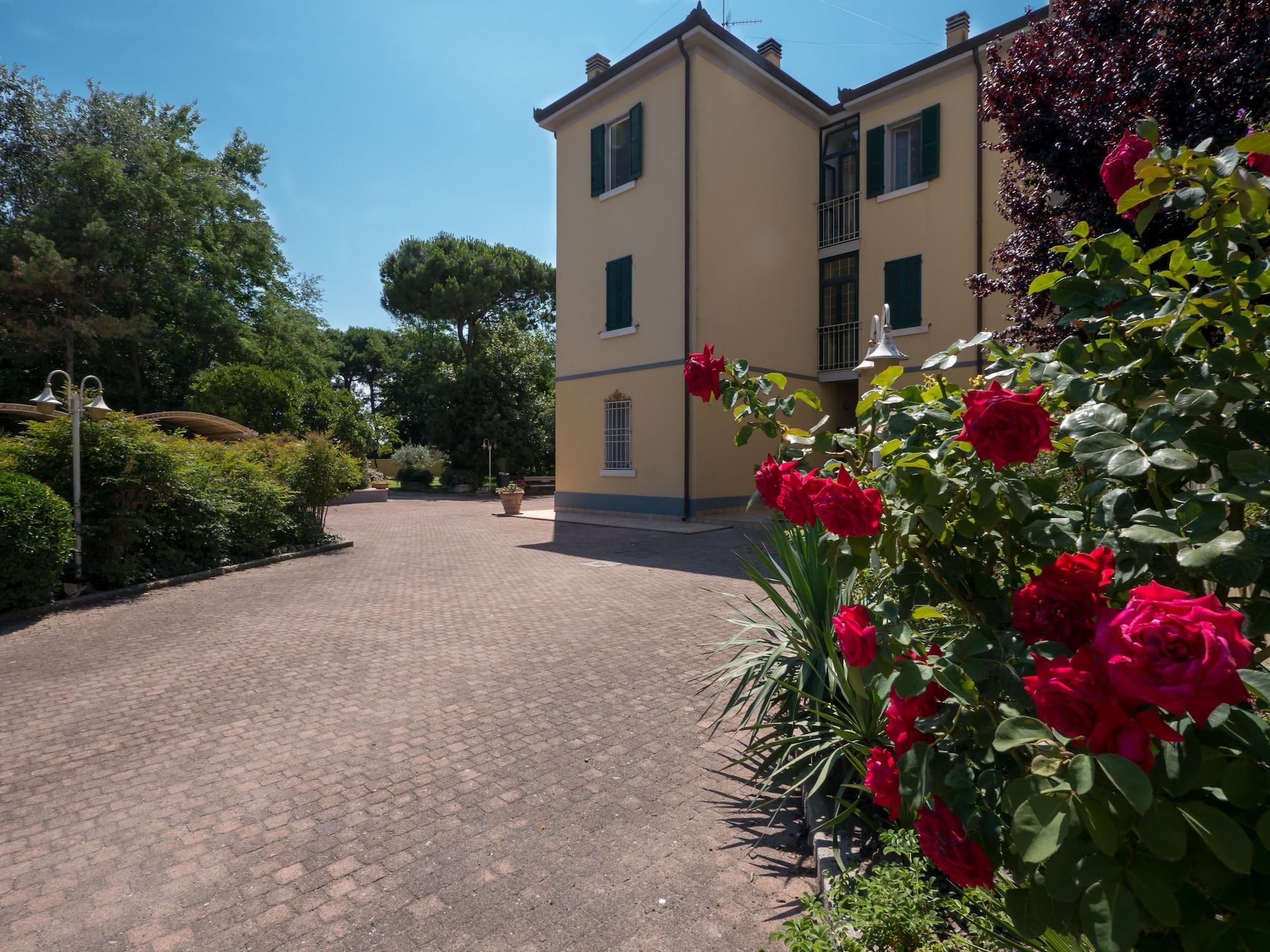 Varios Villa Bellini