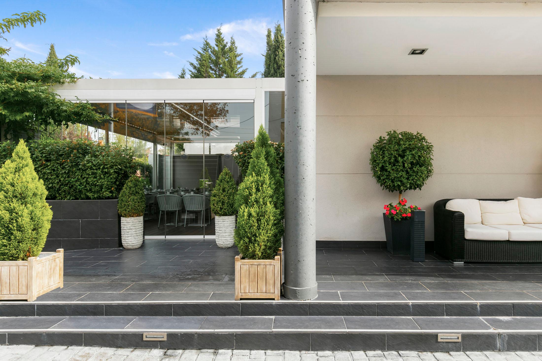 Vista Exterior Globales Acis & Galatea