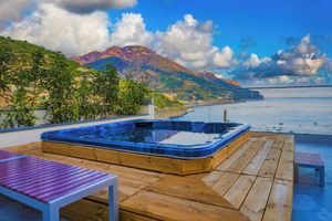 Alquiler Vacacional -  EXCLUSIVE SEA ACCESS VILLA w/ 4 BEDROOMS ️ Parking ️ Jacuzzi ️ Solarium