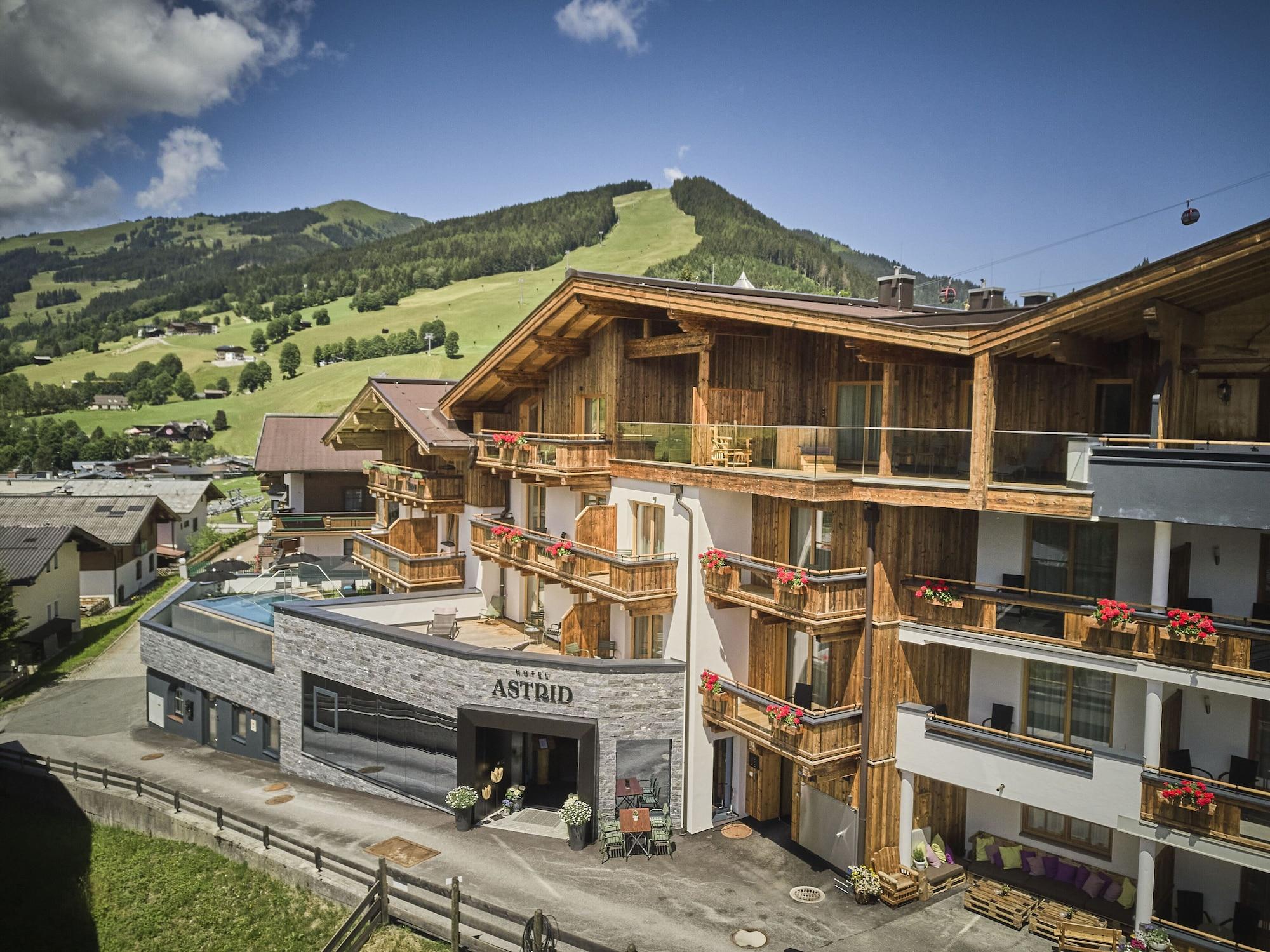 Vista Exterior Hotel Astrid - inkl. kostenfreier JokerCard