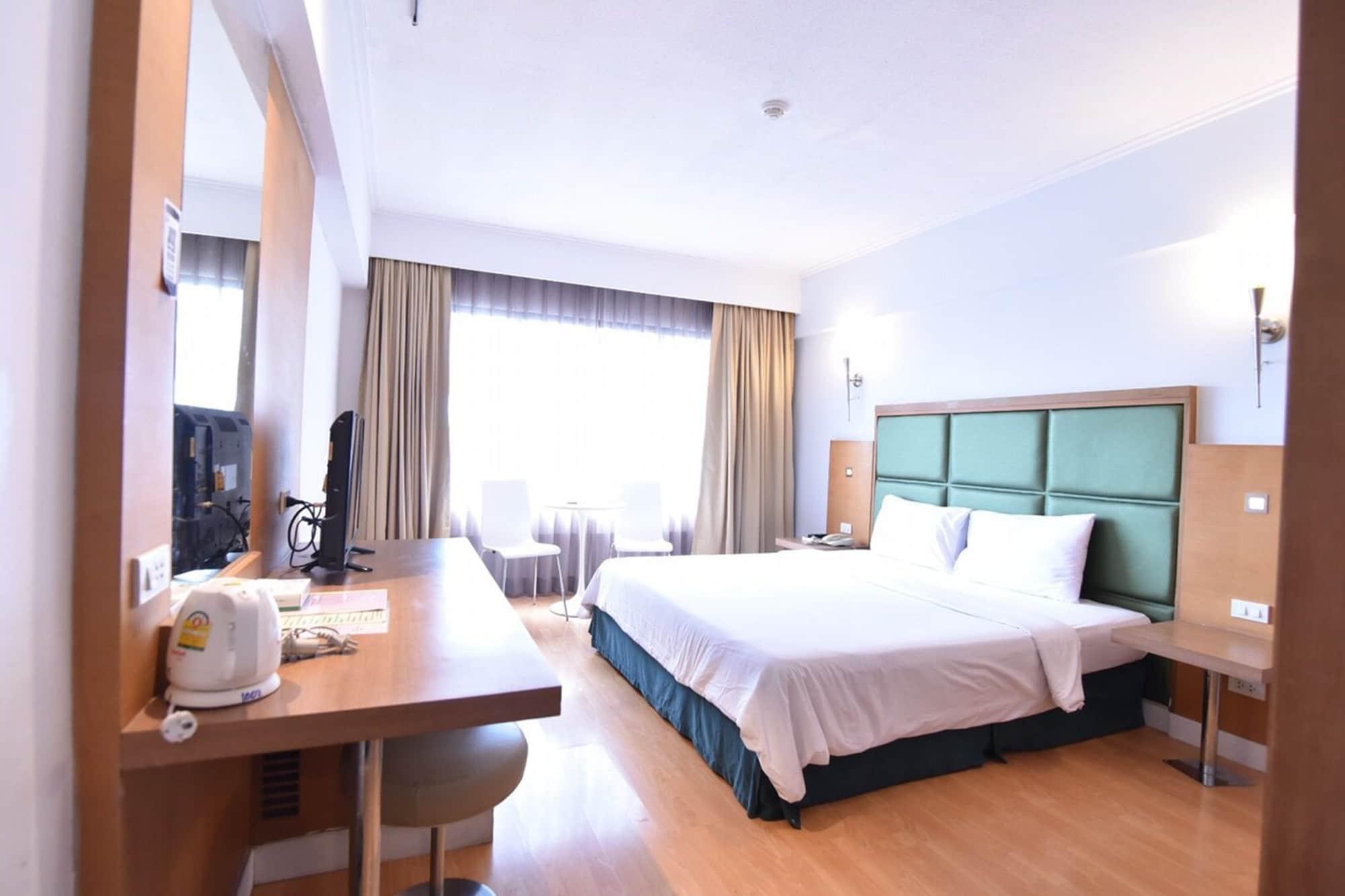Varios Mayflower Grande Hotel Hat Yai