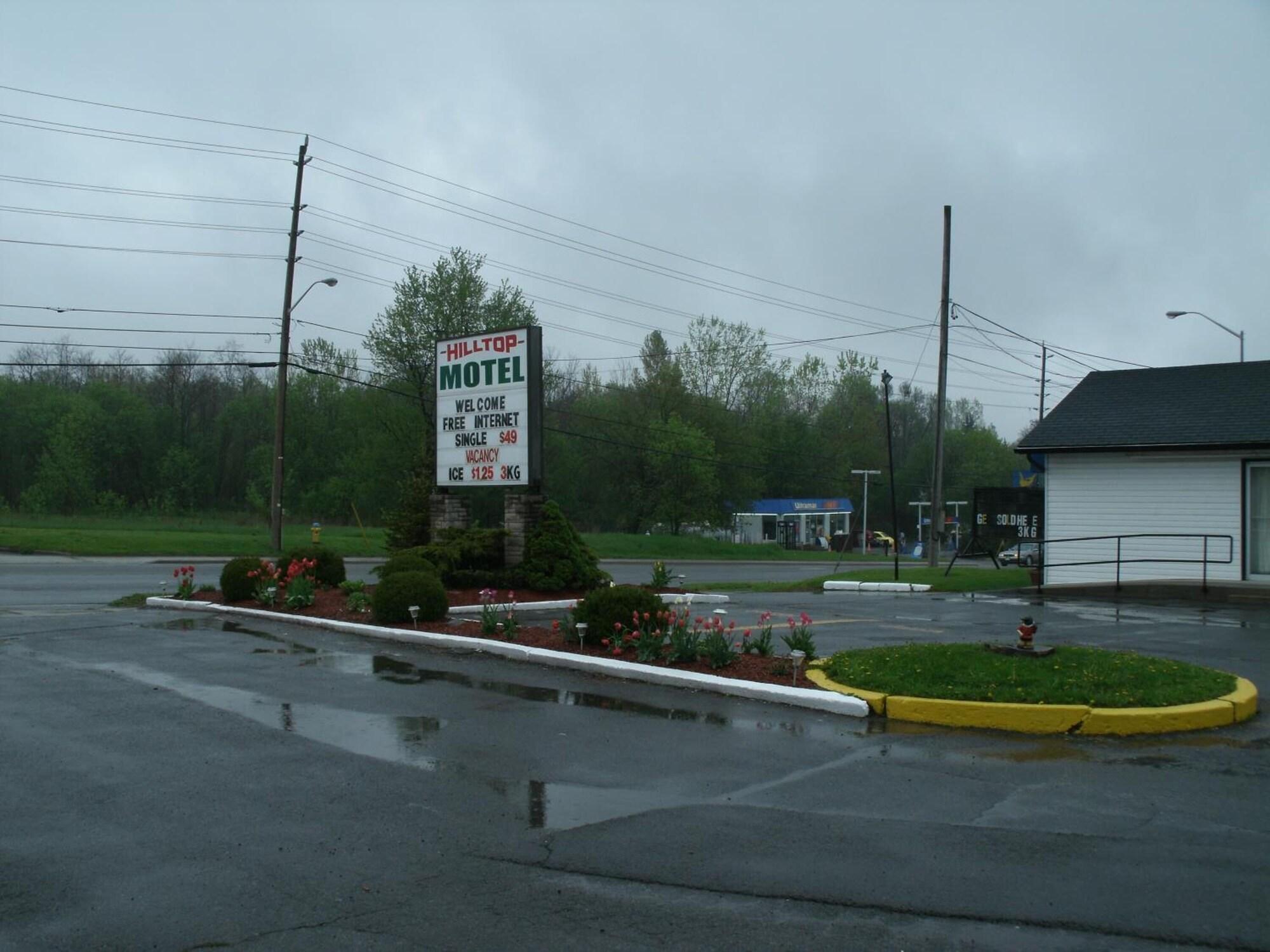 Vista Exterior Hilltop Motel