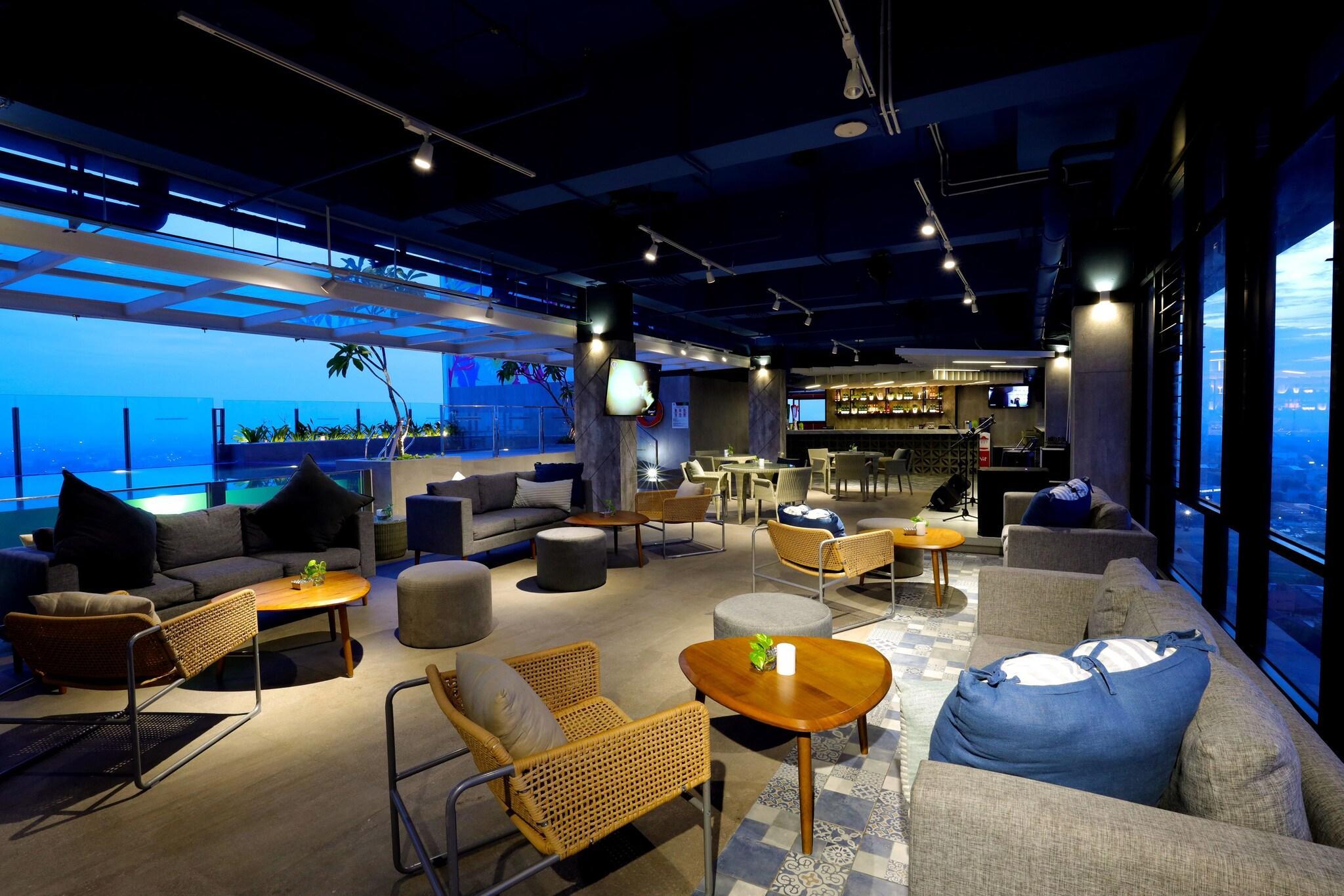 Vista Lobby The Zuri Pekanbaru