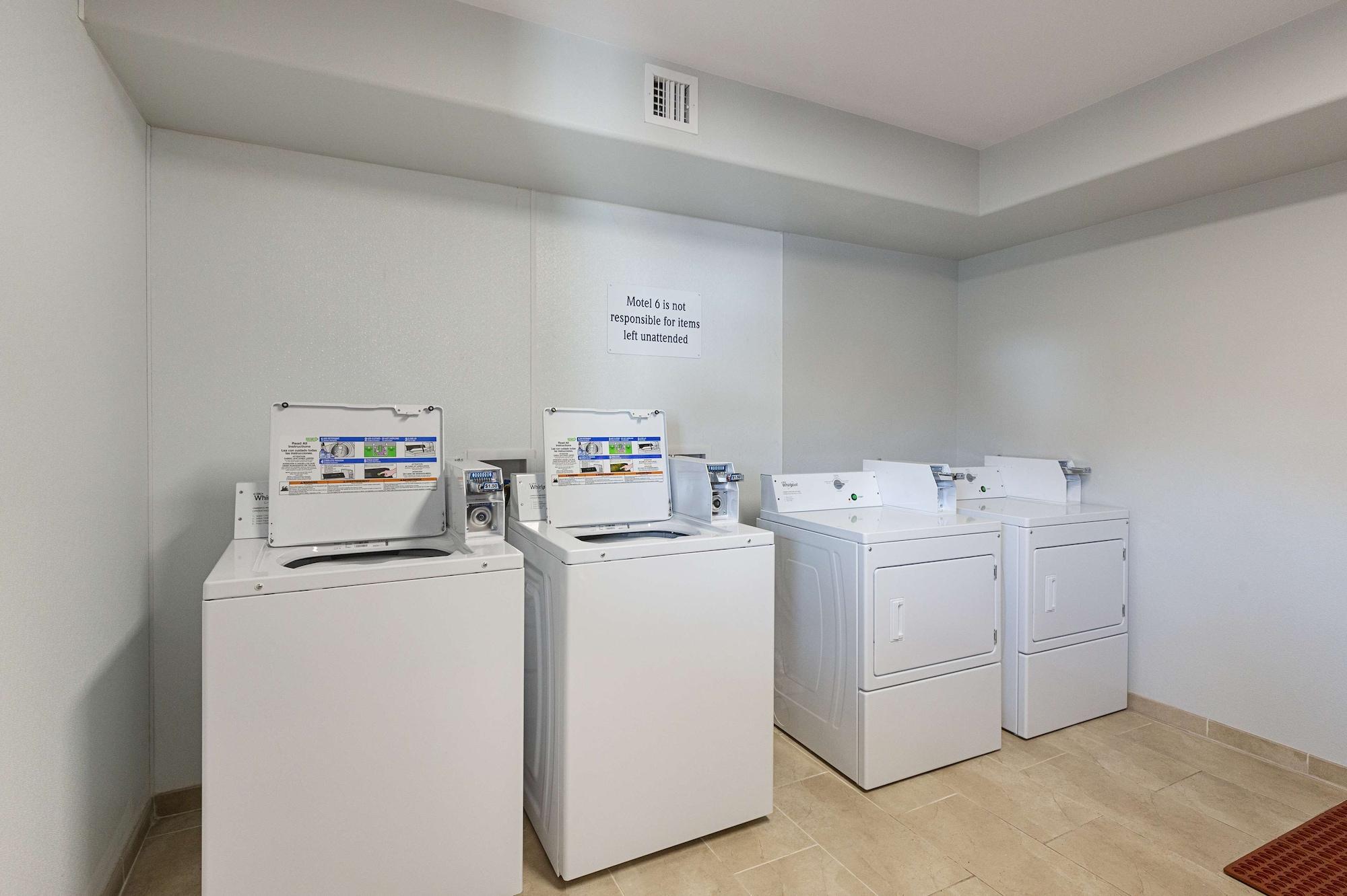Comodidades del Alojamiento Motel 6 Show Low, AZ