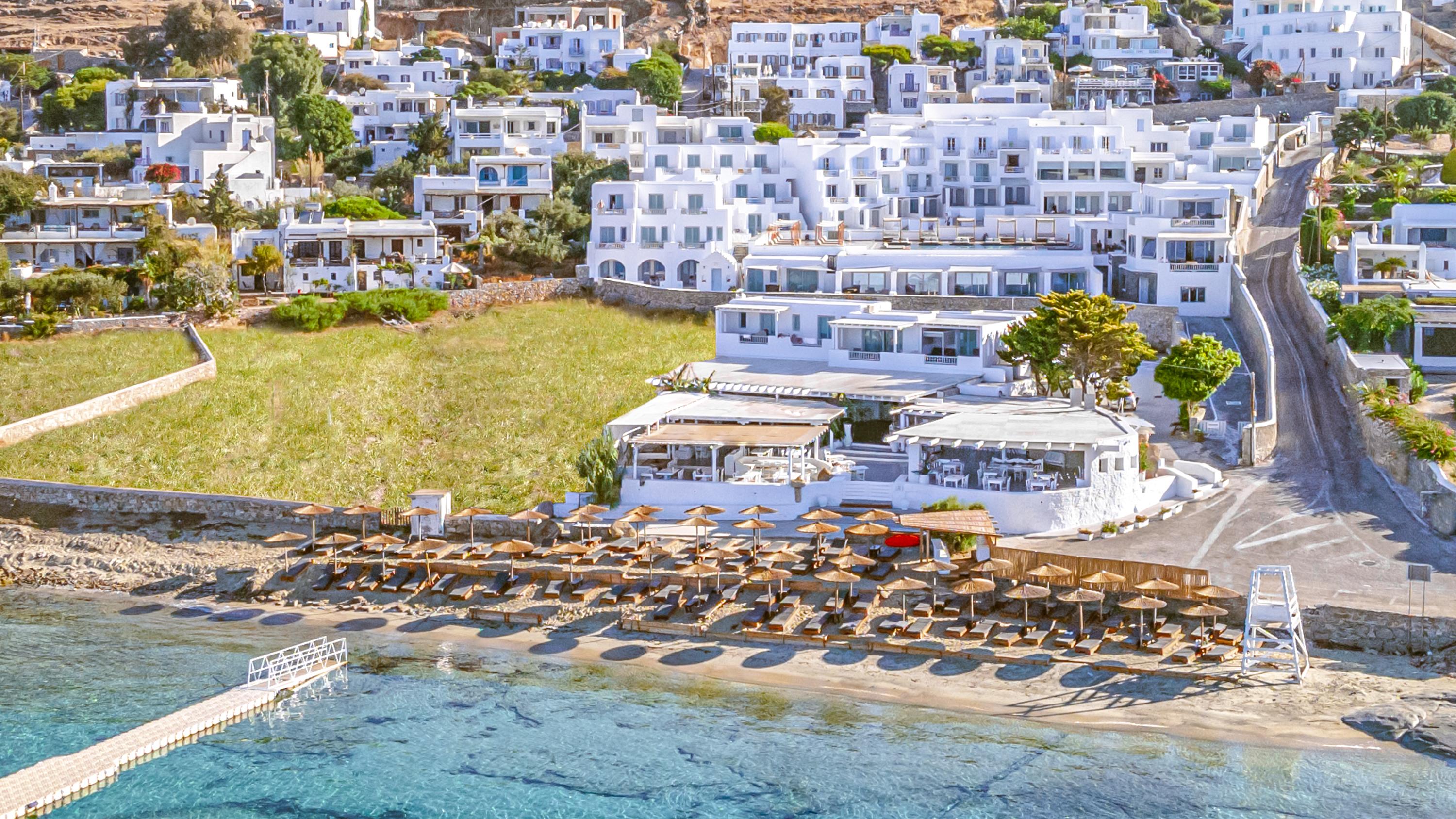 Playa Manoulas Beach
