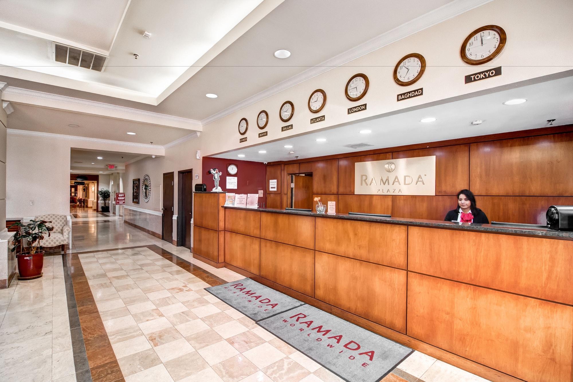 Vista Lobby Ramada Plaza by Wyndham Atlanta Airport