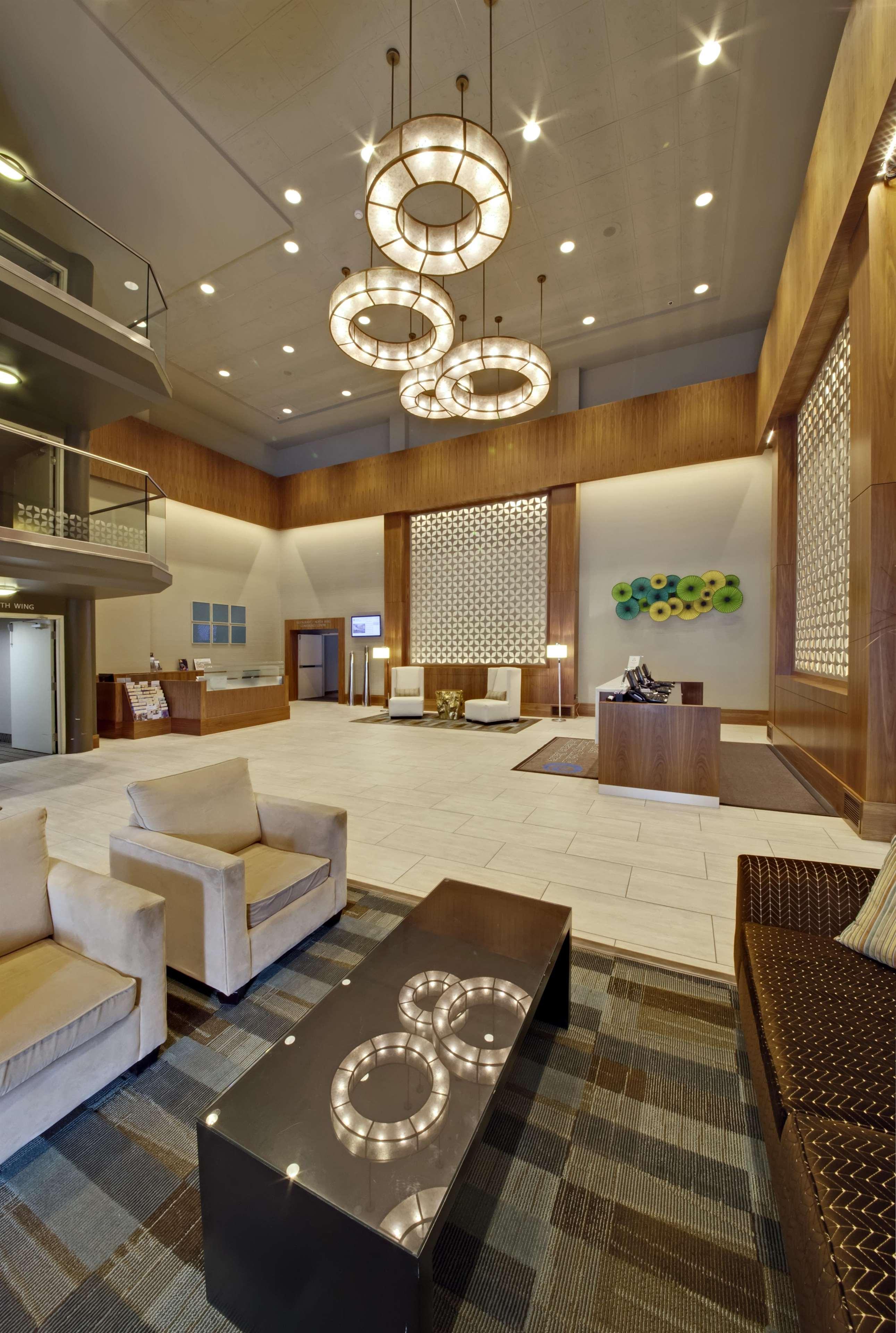 Vista Lobby Coast Kamloops Hotel & Conference Centre