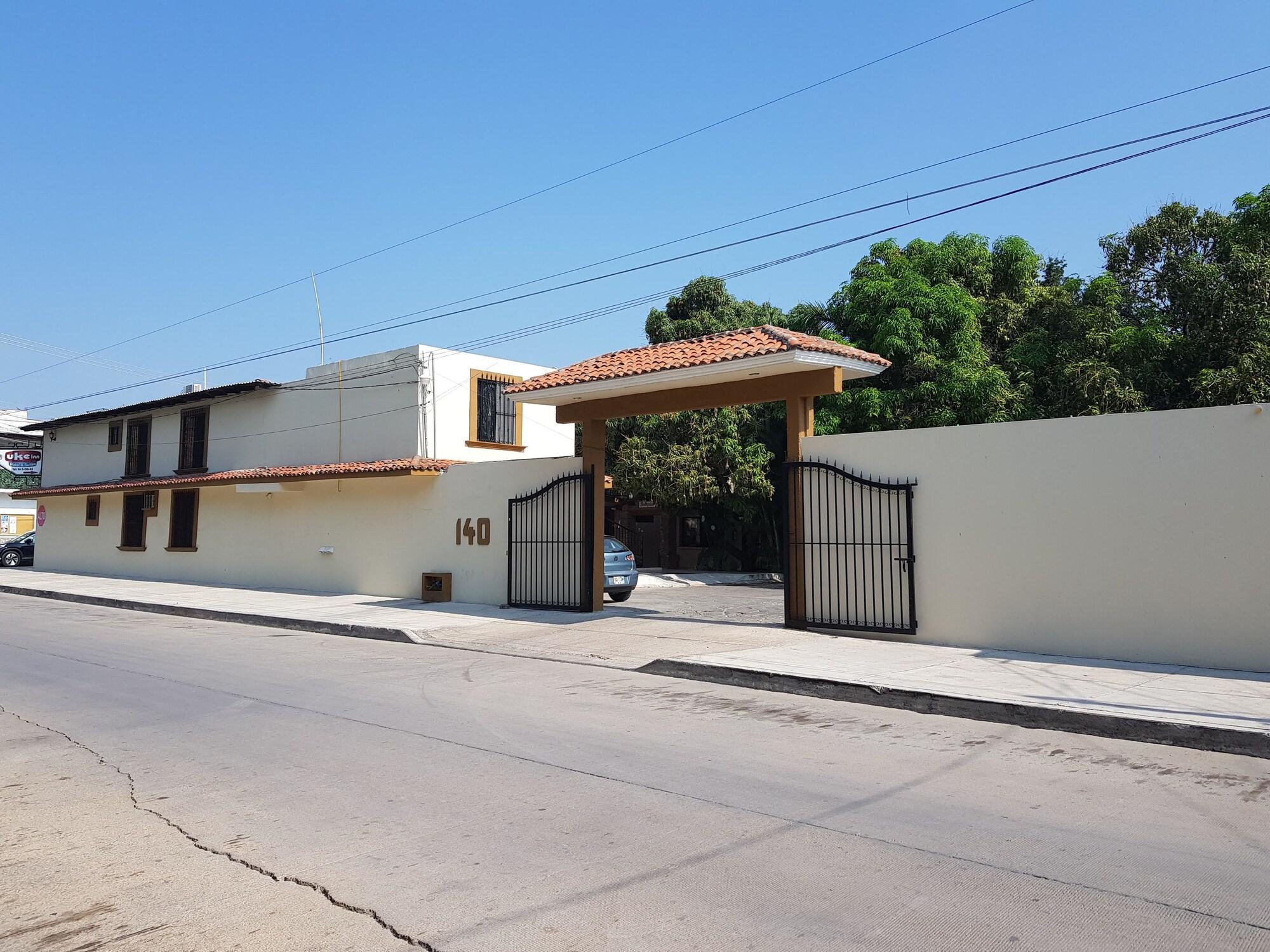 Varios Hotel Uke Inn Teran