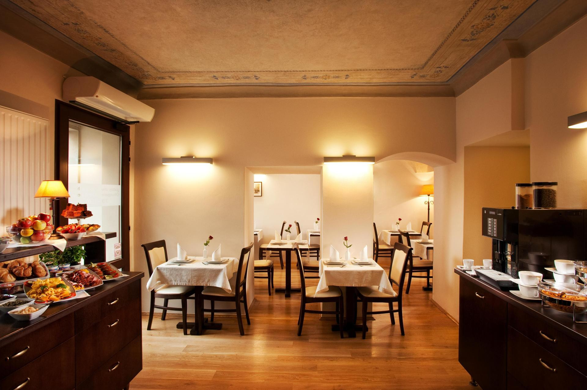 Restaurant Hotel Santi