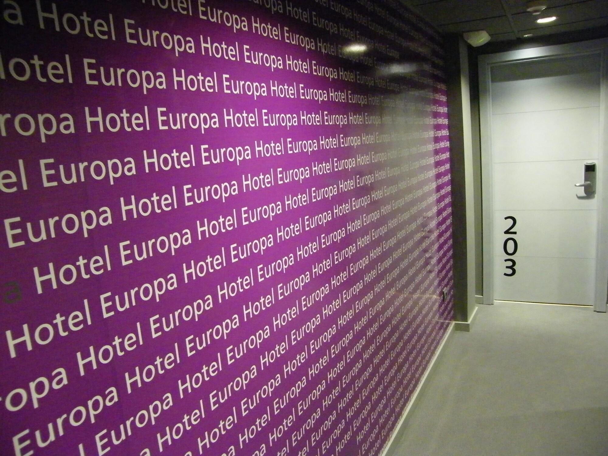 Varios Hotel Europa