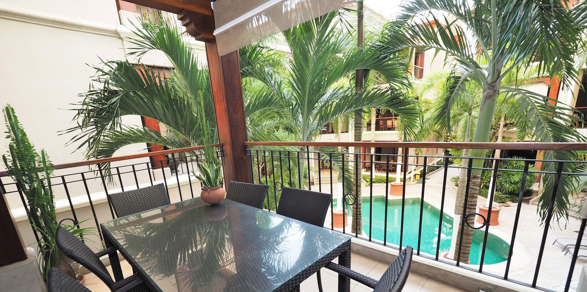Restaurant Macaws Ocean Club