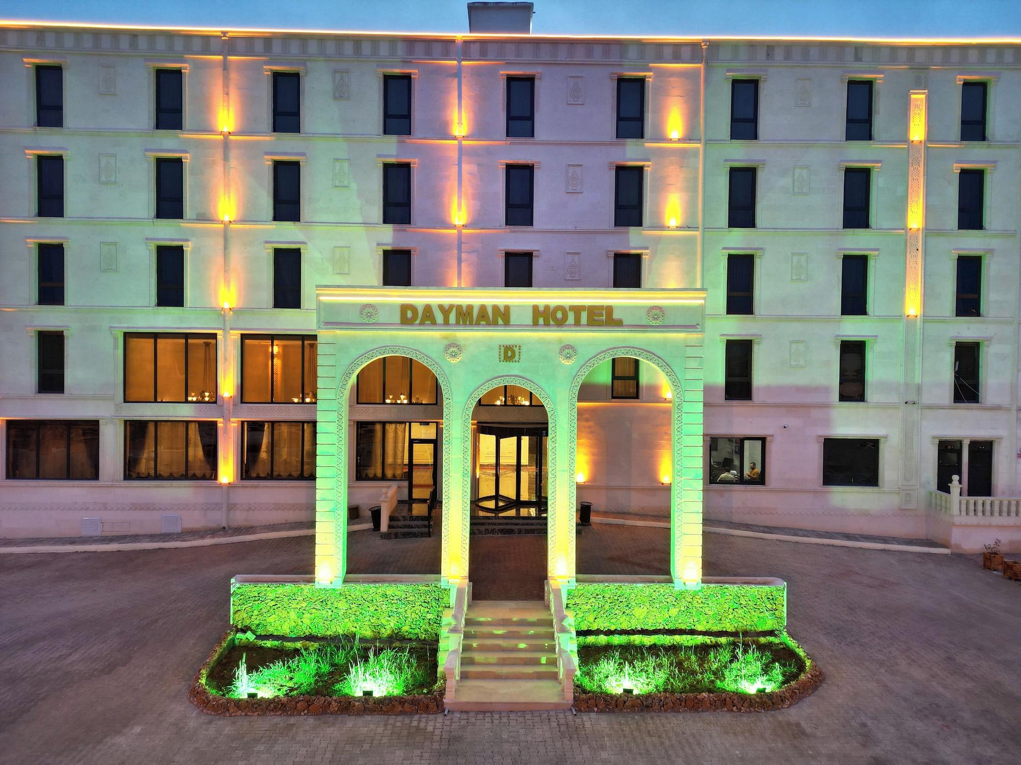 Varios Dayman Hotel