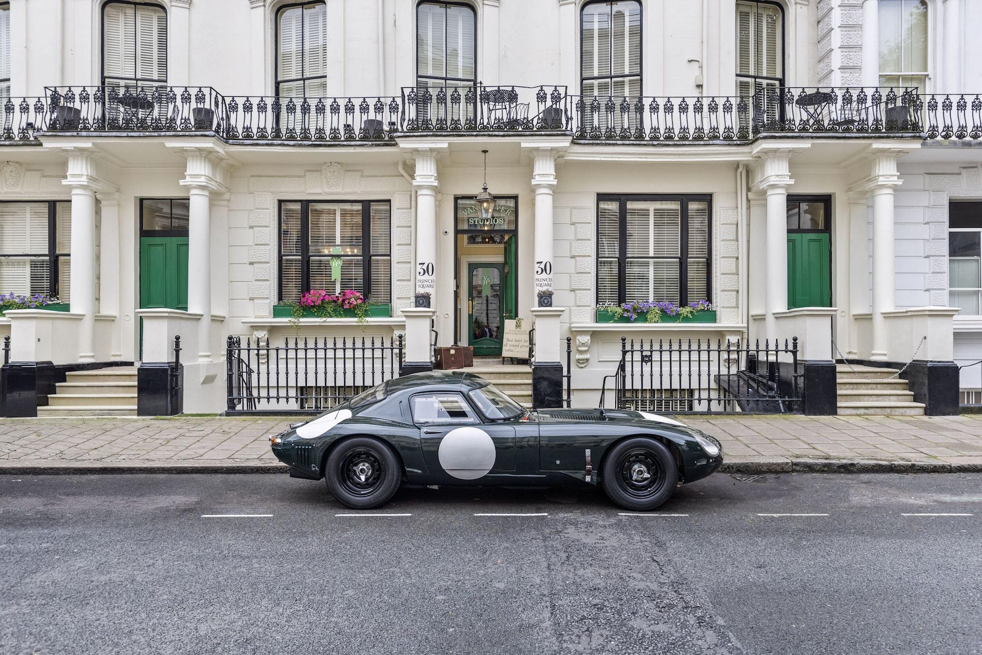 Vista Exterior Vancouver Studios