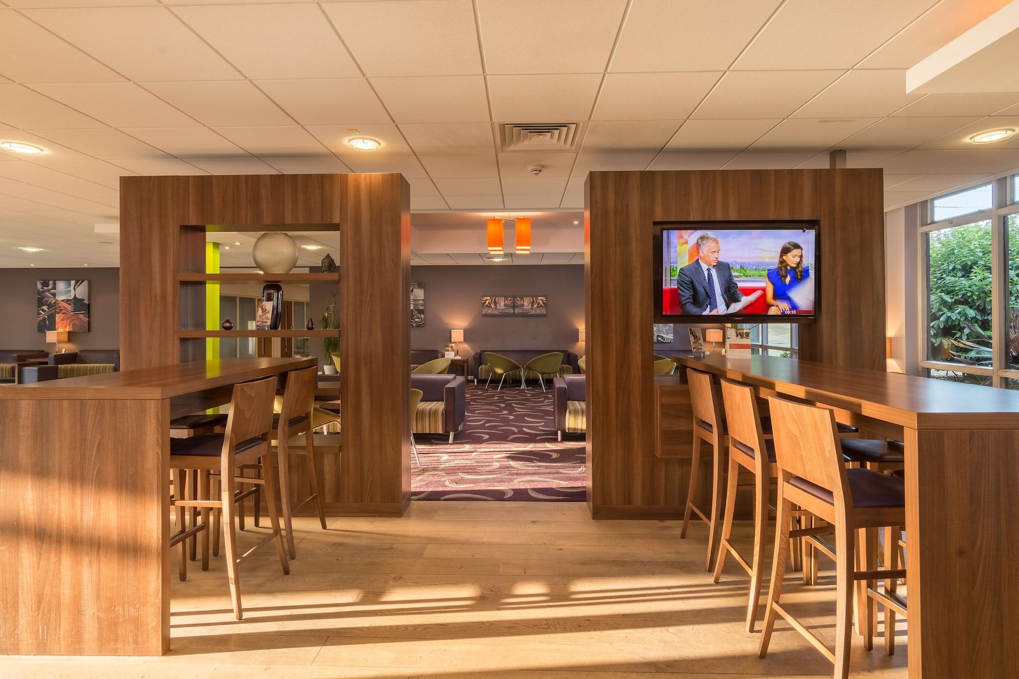 Bar/Salón Holiday Inn Express Preston - South by IHG