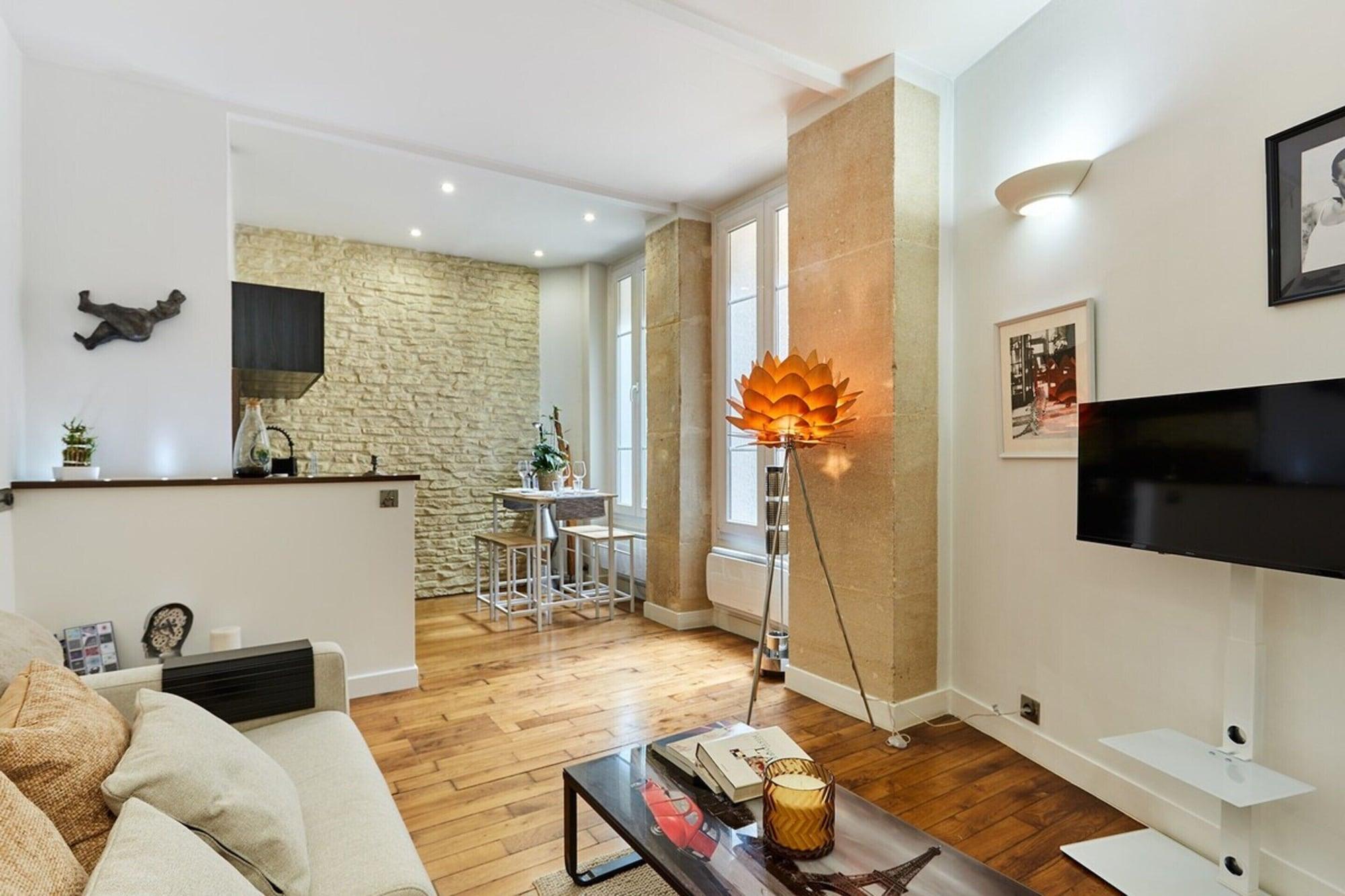Varios Charming 1 Bedroom Apartment Eiffel Tower