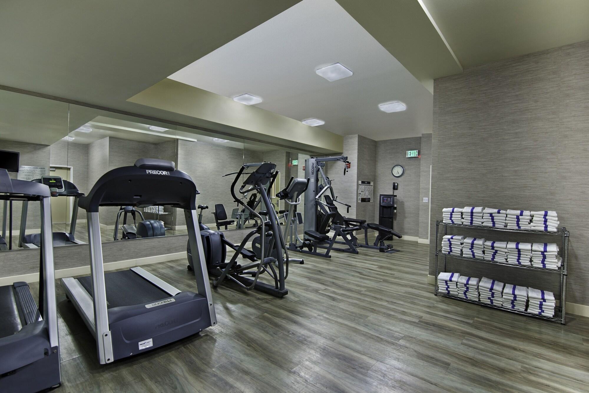 Gimnasio Oxford Suites Silverdale