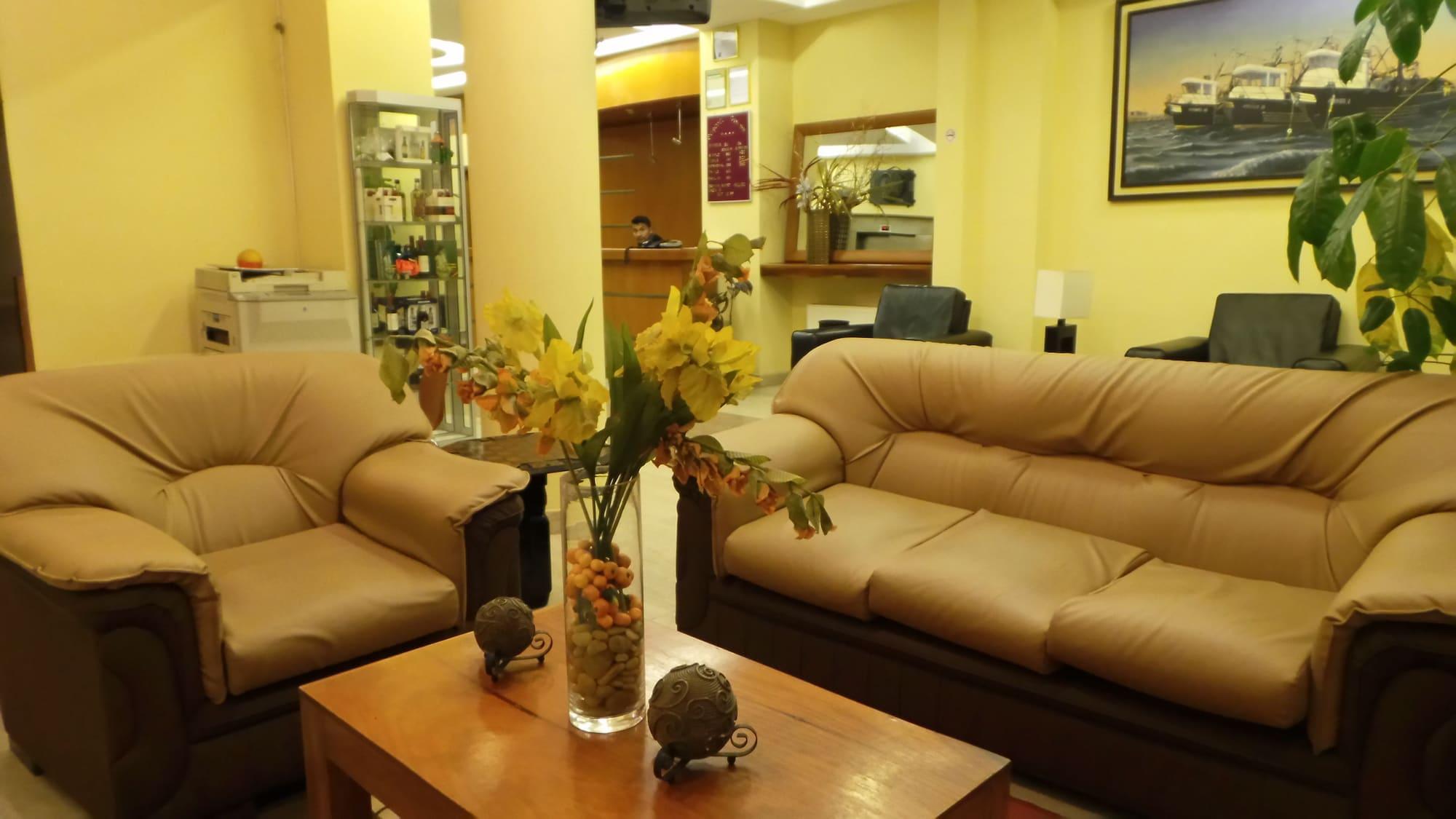 Vista Lobby Eurotel Davina
